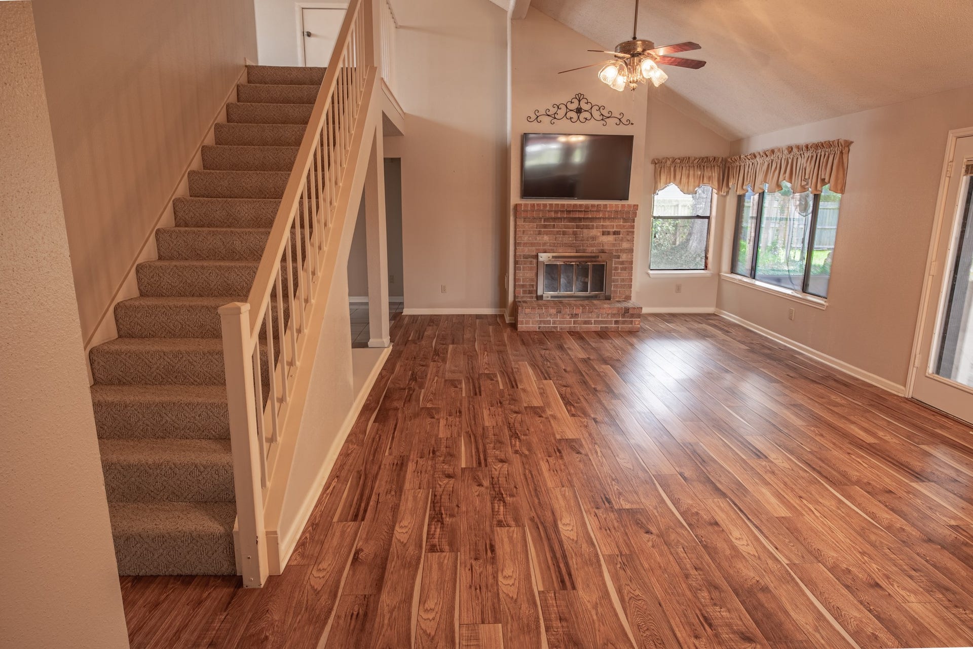 Living Room-Light and Bright!