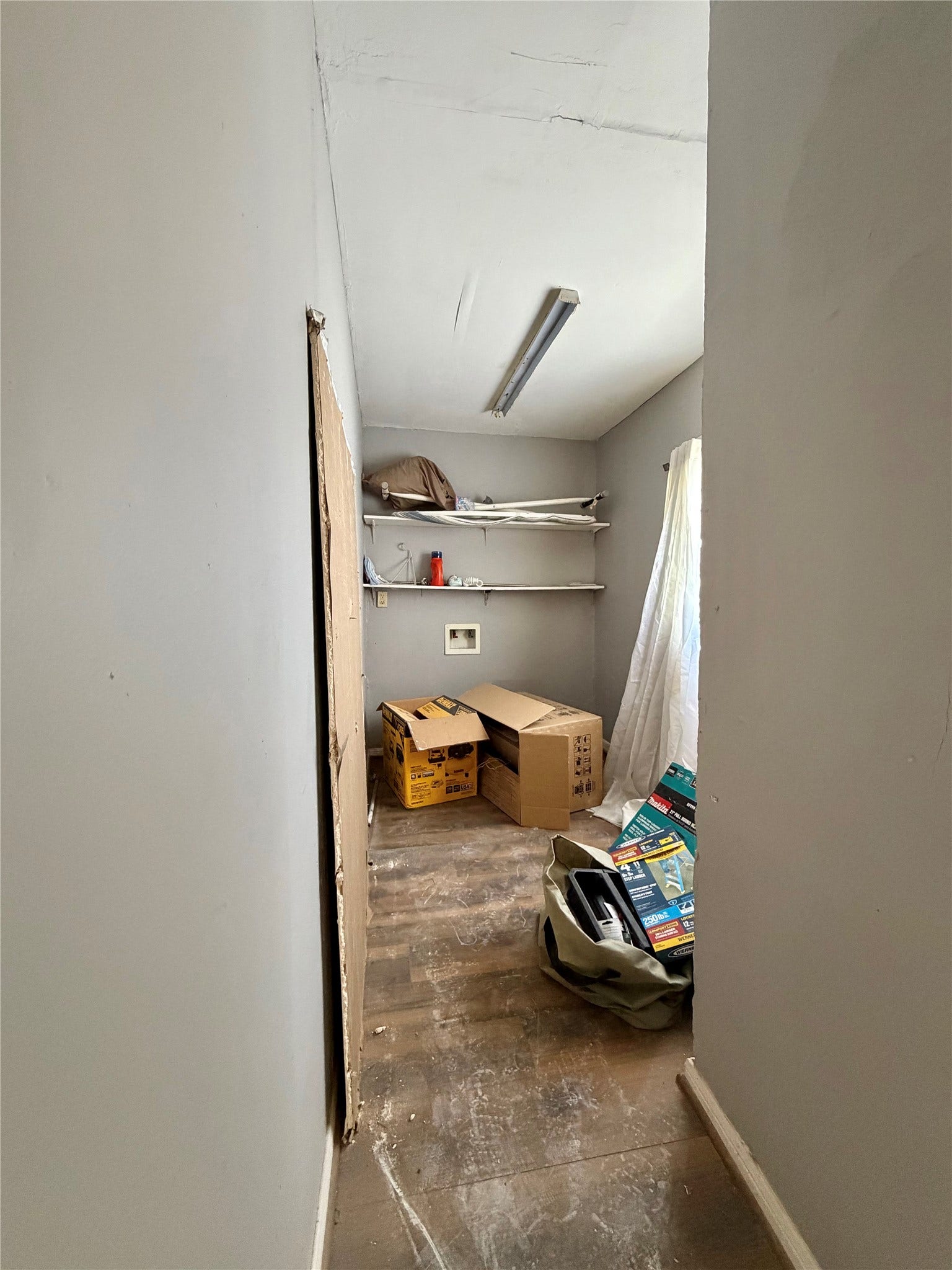 711 W 7th Street, Freeport, TX 77541 Utility Room