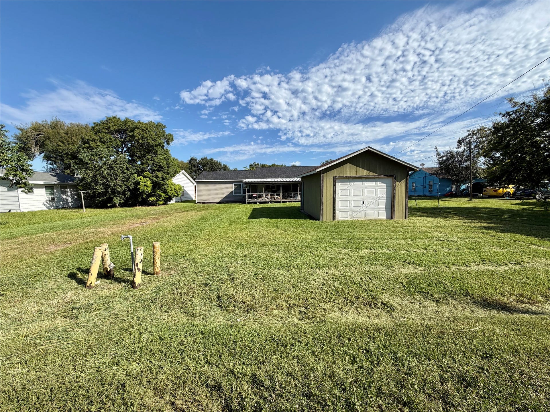711 W 7th Street, Freeport, TX 77541 711 W 7th Street, Freeport, TX 77541