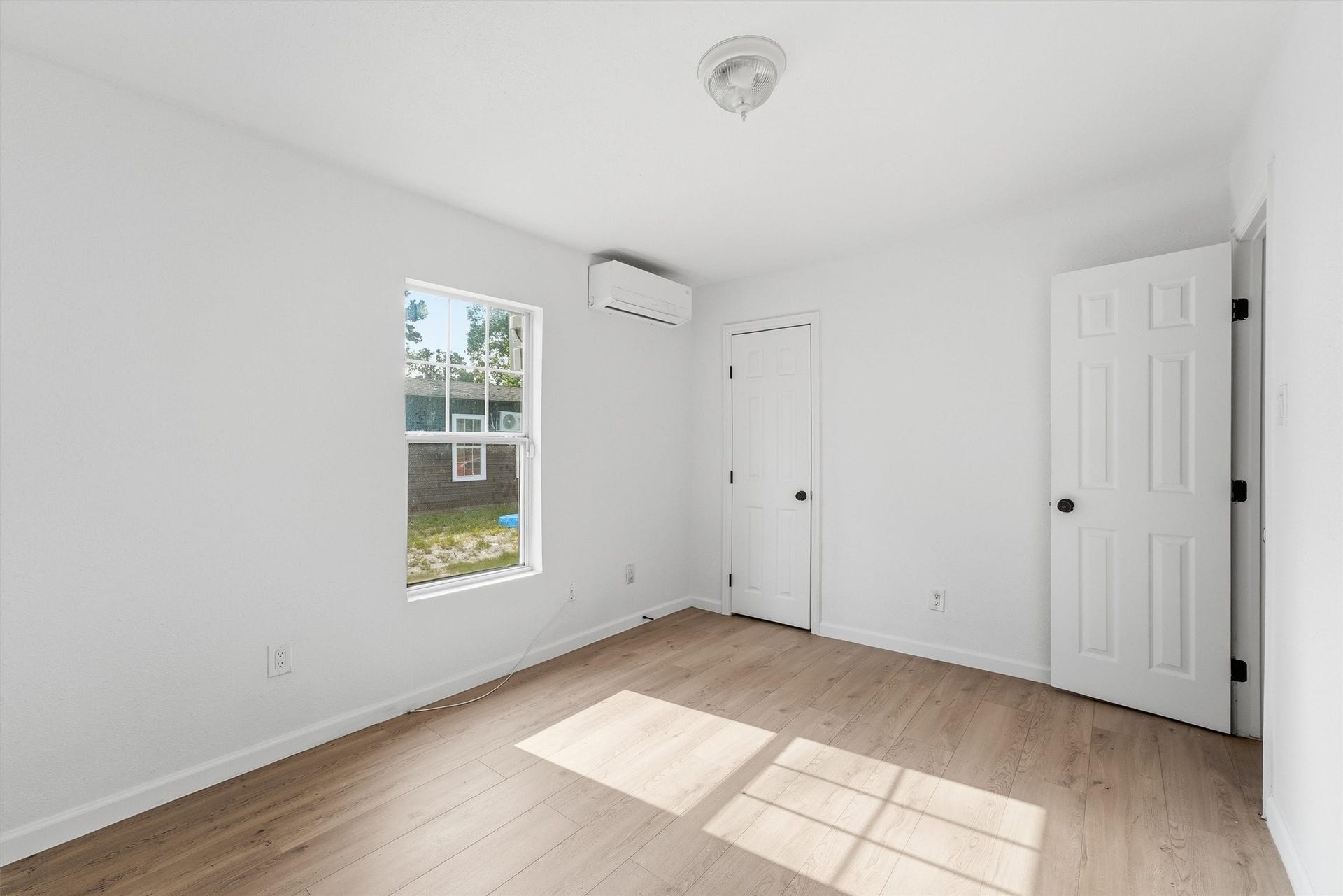 8030 Record Street, Houston, TX 77028 8030 Record Street, Houston, TX 77028
