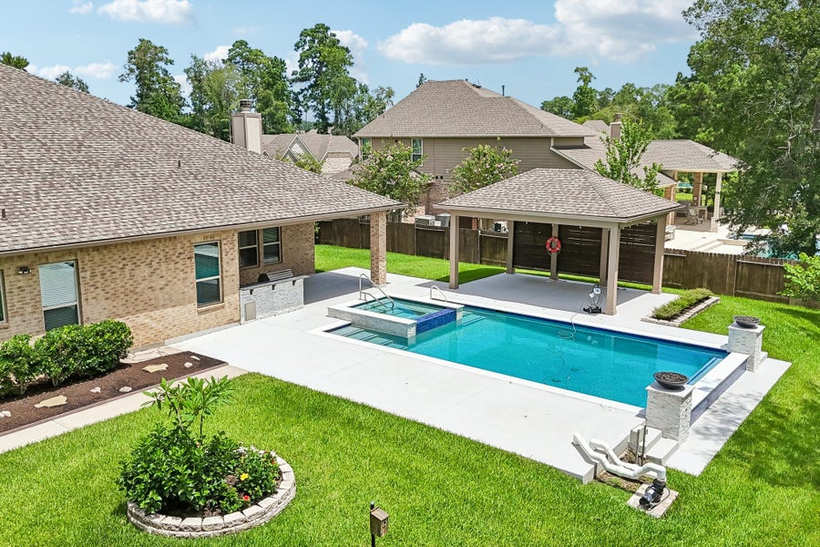 Property photo for 14115 Aspen Woods Court, Conroe, TX
