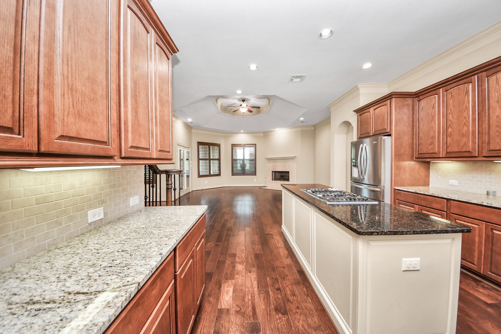 4827 Magnolia Bend Drive, Rosharon, TX 77583 4827 Magnolia Bend Drive, Rosharon, TX 77583