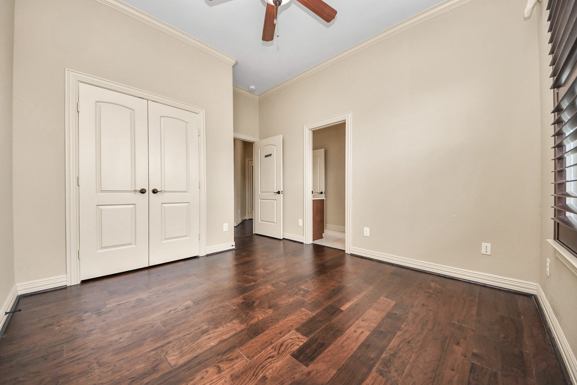 4827 Magnolia Bend Drive, Rosharon, TX 77583 4827 Magnolia Bend Drive, Rosharon, TX 77583