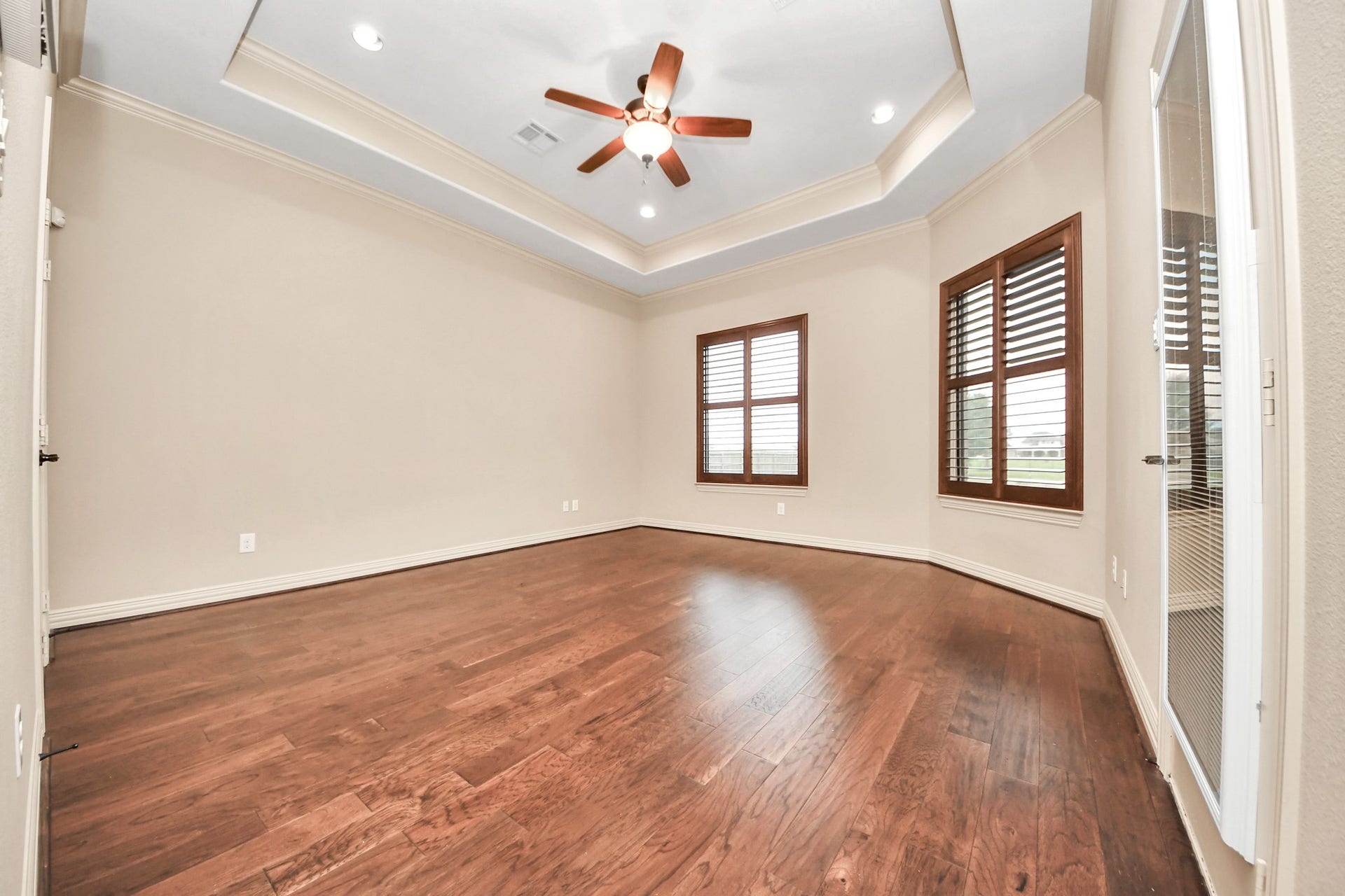 4827 Magnolia Bend Drive, Rosharon, TX 77583 4827 Magnolia Bend Drive, Rosharon, TX 77583