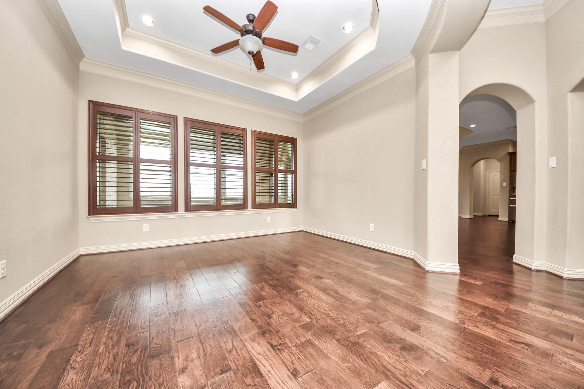 4827 Magnolia Bend Drive, Rosharon, TX 77583 4827 Magnolia Bend Drive, Rosharon, TX 77583