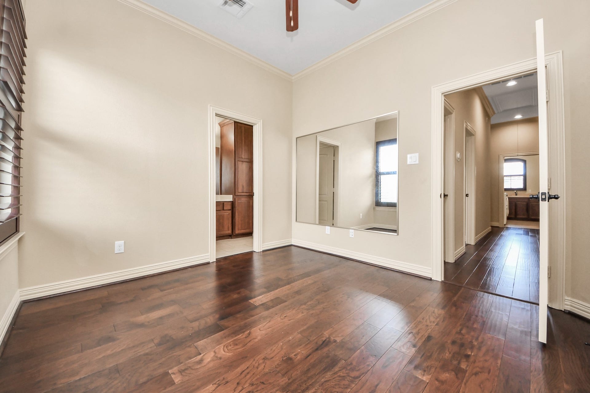 4827 Magnolia Bend Drive, Rosharon, TX 77583 4827 Magnolia Bend Drive, Rosharon, TX 77583