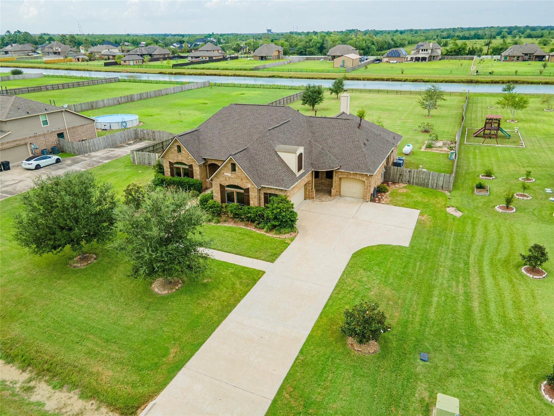 4827 Magnolia Bend Drive, Rosharon, TX 77583 4827 Magnolia Bend Drive, Rosharon, TX 77583