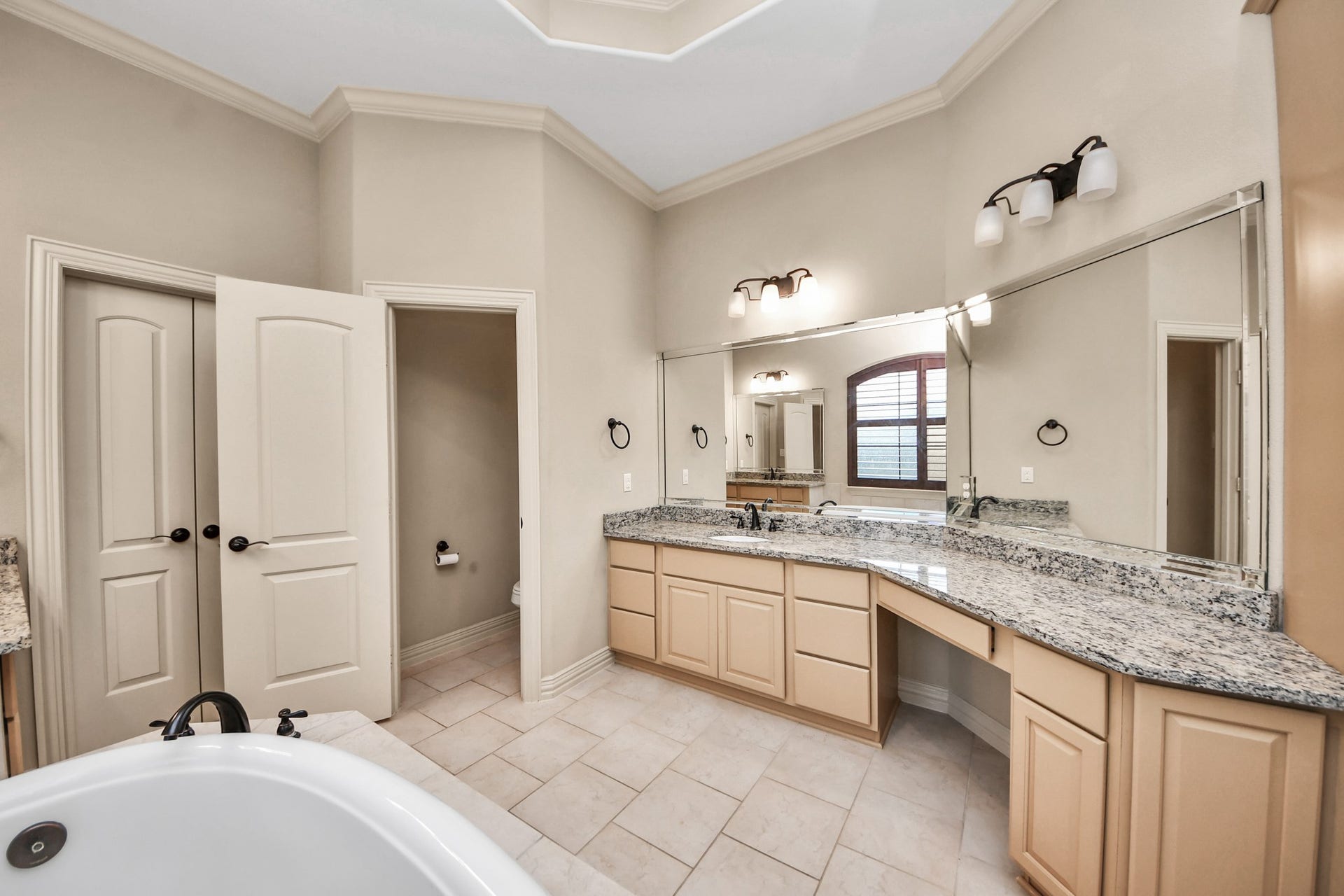 4827 Magnolia Bend Drive, Rosharon, TX 77583 4827 Magnolia Bend Drive, Rosharon, TX 77583