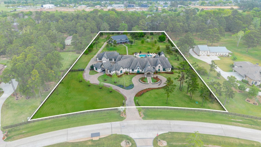 Property photo for 5 Willowcreek Ranch Road, Tomball, TX