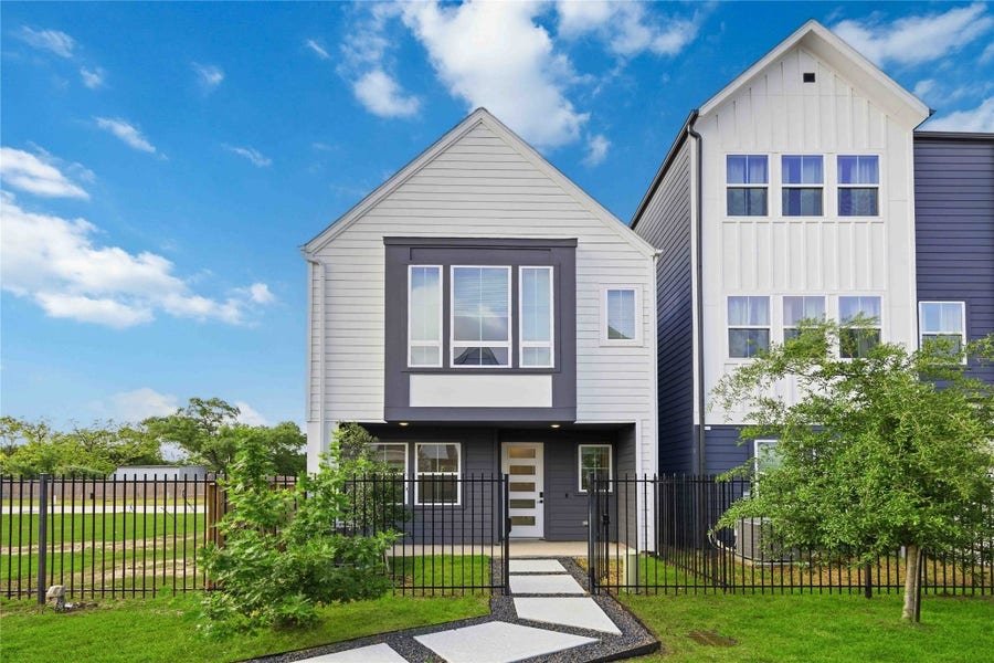 Property photo for 8320 Springwood Canyon Lane, Houston, TX