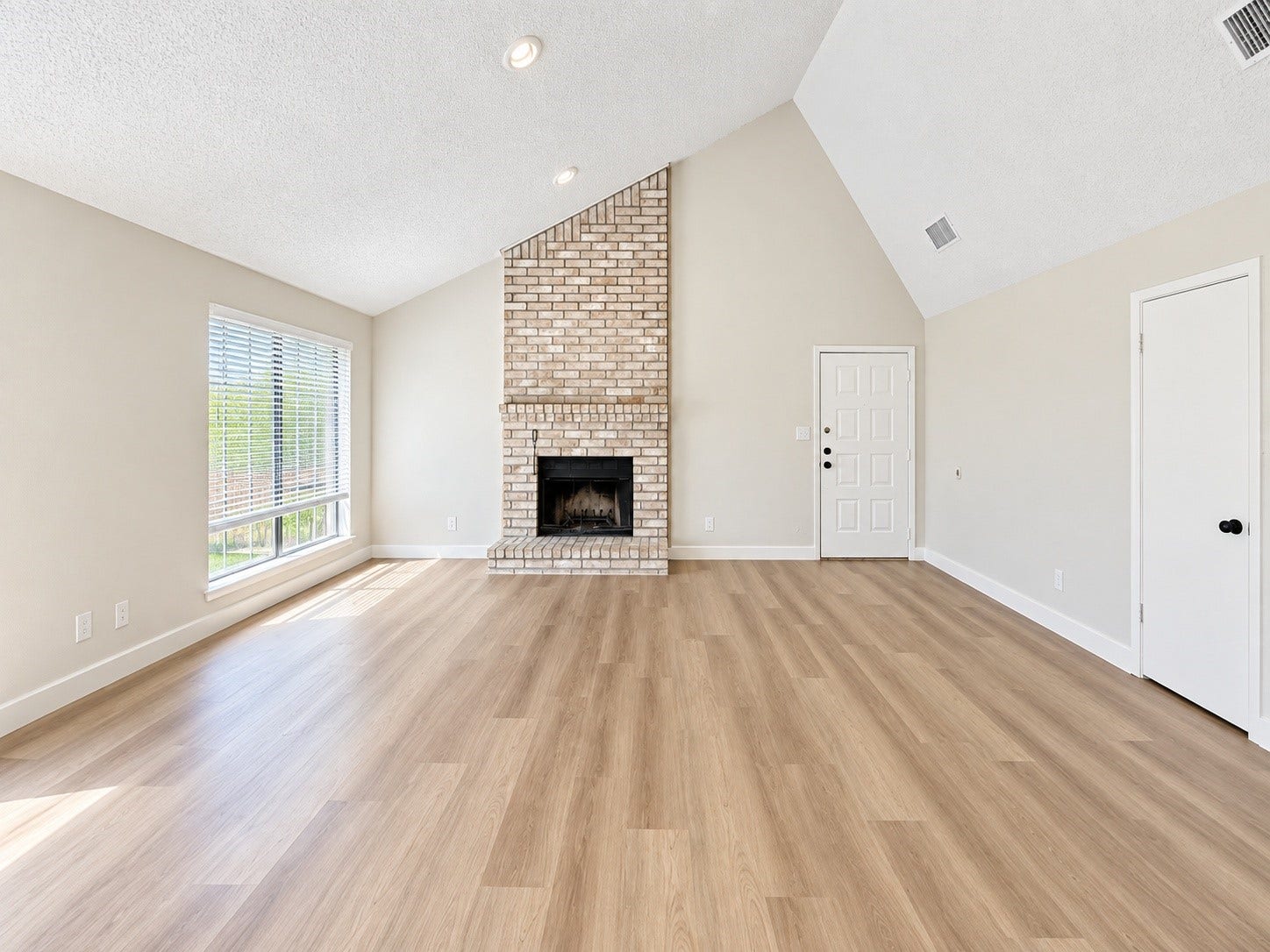 2226 Sunset Trail, Sugar Land, TX 77478 2226 Sunset Trail, Sugar Land, TX 77478