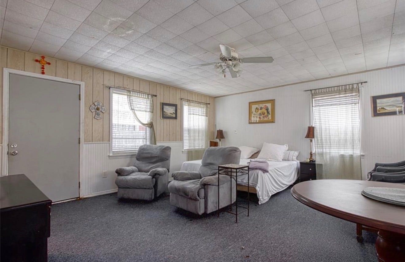 118 4th Street, Dickinson, TX 77539 118 4th Street, Dickinson, TX 77539