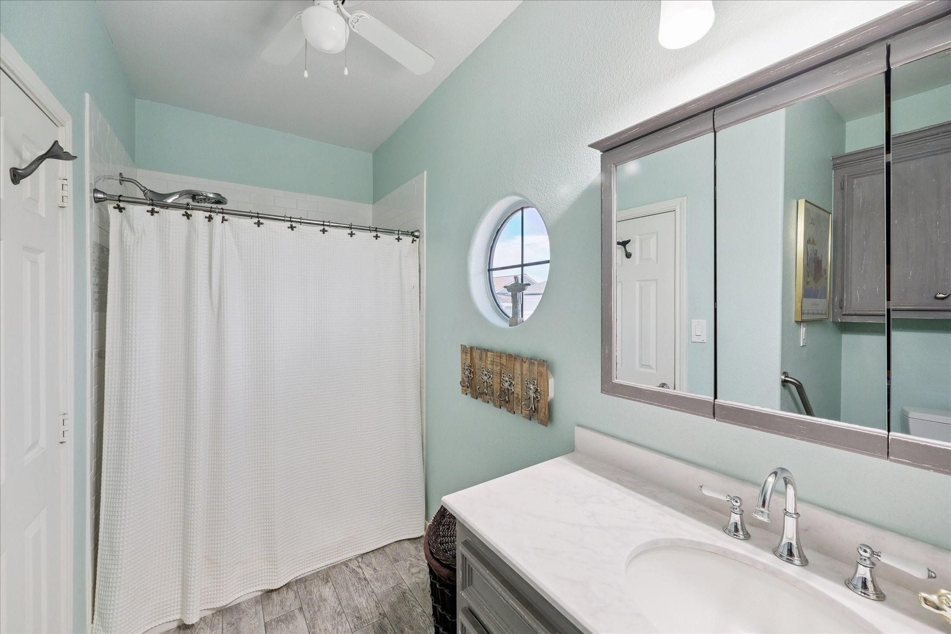 33 N Flamingo Street, La Marque, TX 77568