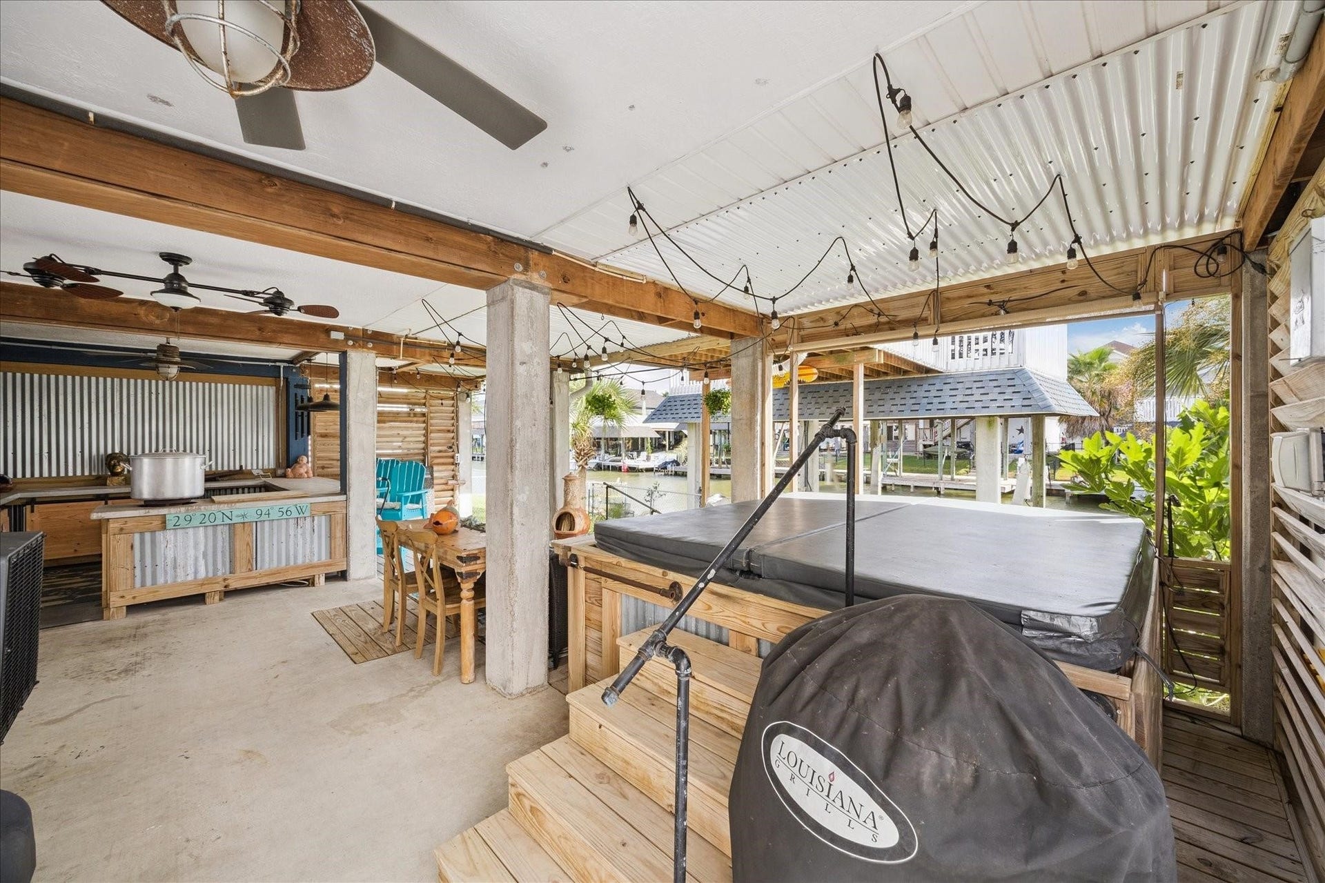 33 N Flamingo Street, La Marque, TX 77568