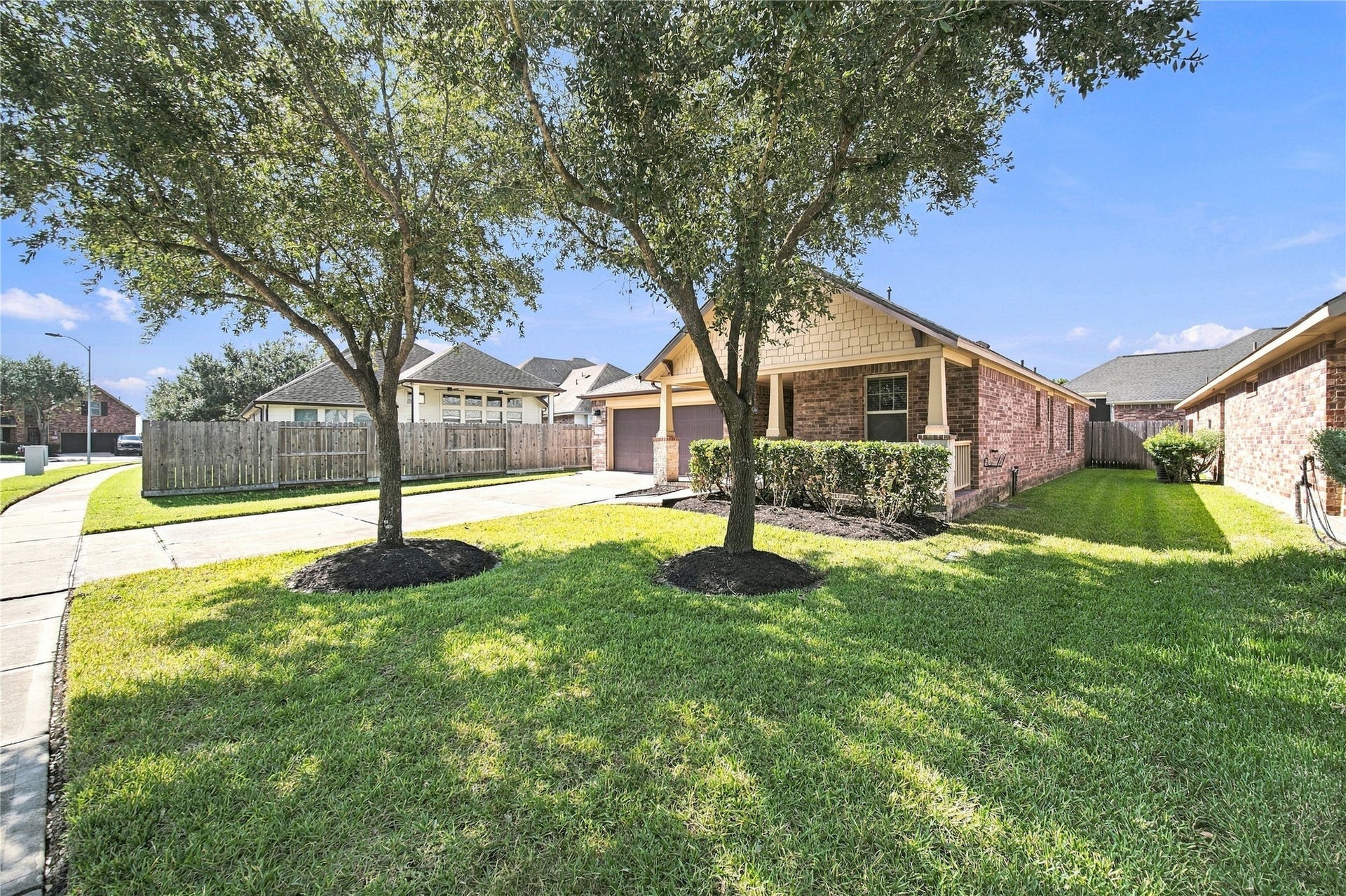 8119 W Pine Creek Bend, Cypress, TX 77433 Thank You for touring 8119 W Pine Creek!