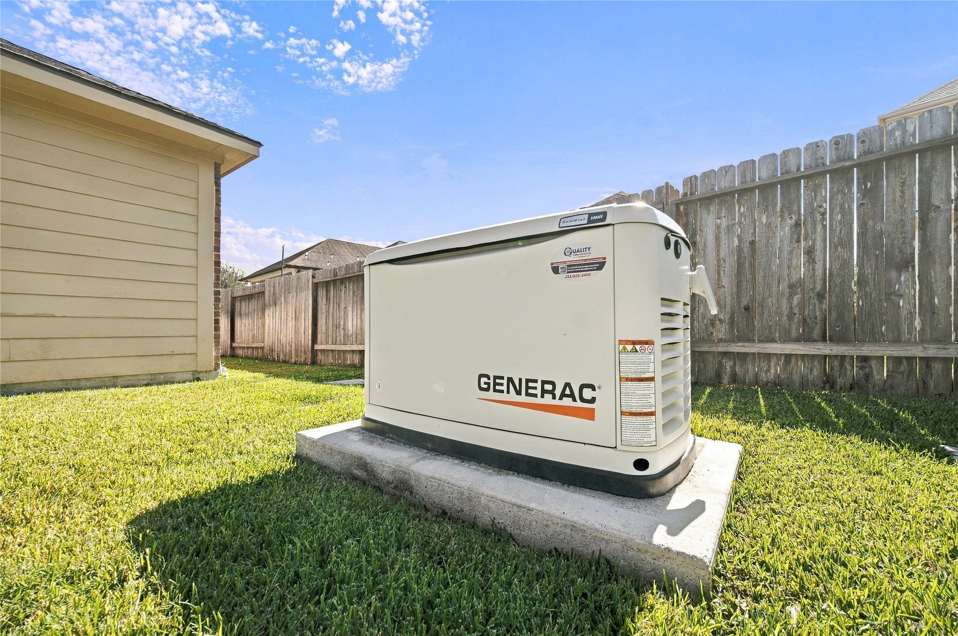 8119 W Pine Creek Bend, Cypress, TX 77433 A GENERAC is included with the home!