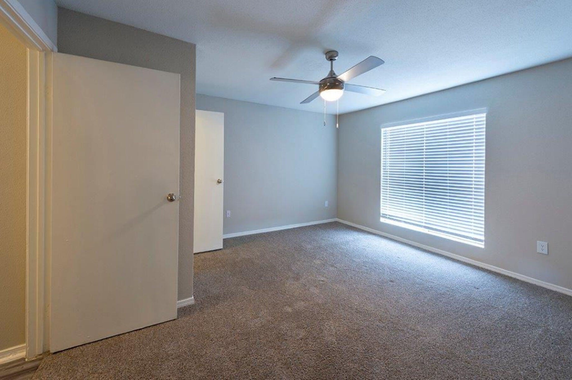 15603 Gulf Freeway, #501, Houston, TX 77598