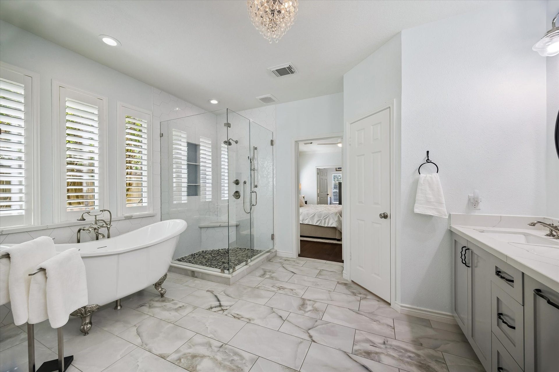 26 Epping Forest Way, Sugar Land, TX 77479
