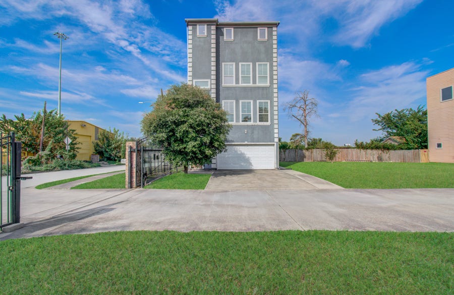 Property photo for 408 Eichwurzel Lane, #A, Houston, TX