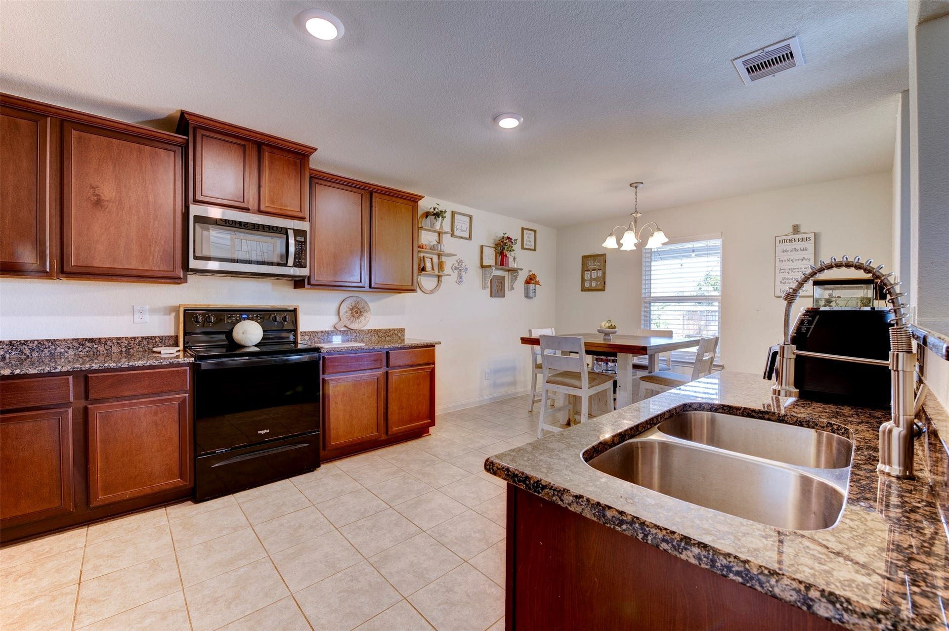 2306 Starboard Sail Drive, La Marque, TX 77568 2306 Starboard Sail Drive, La Marque, TX 77568