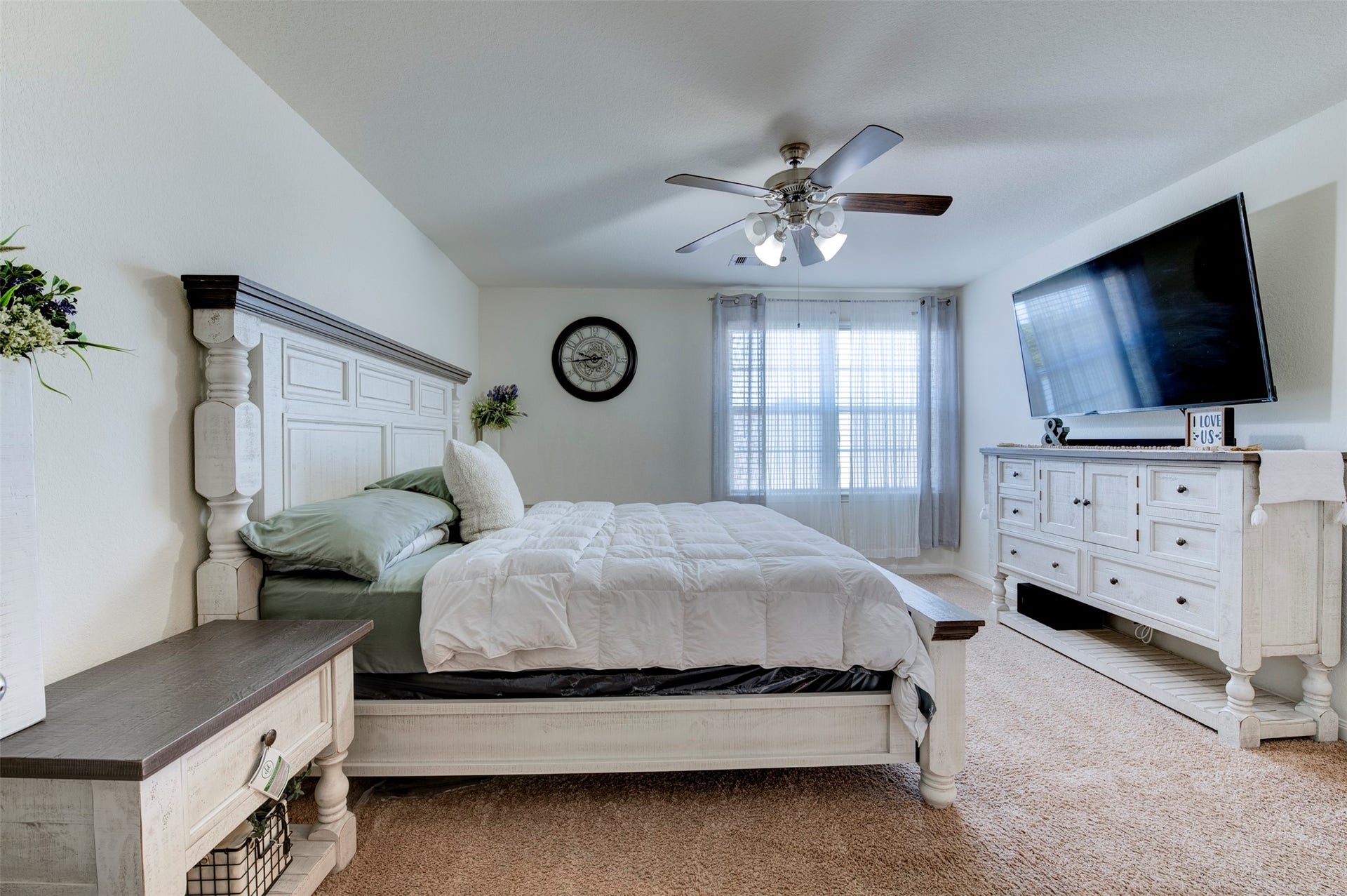 2306 Starboard Sail Drive, La Marque, TX 77568 2306 Starboard Sail Drive, La Marque, TX 77568