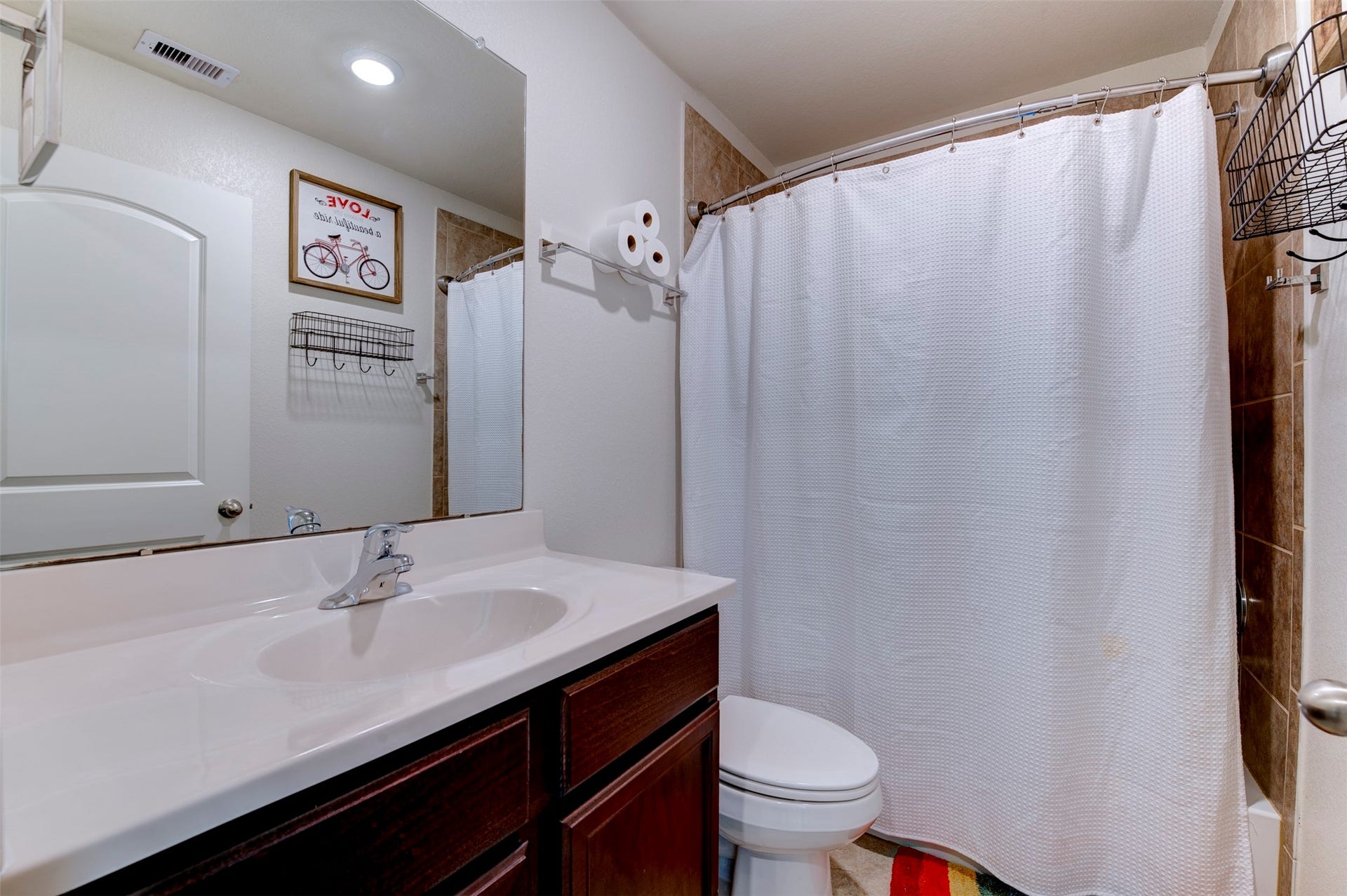 2306 Starboard Sail Drive, La Marque, TX 77568 2306 Starboard Sail Drive, La Marque, TX 77568