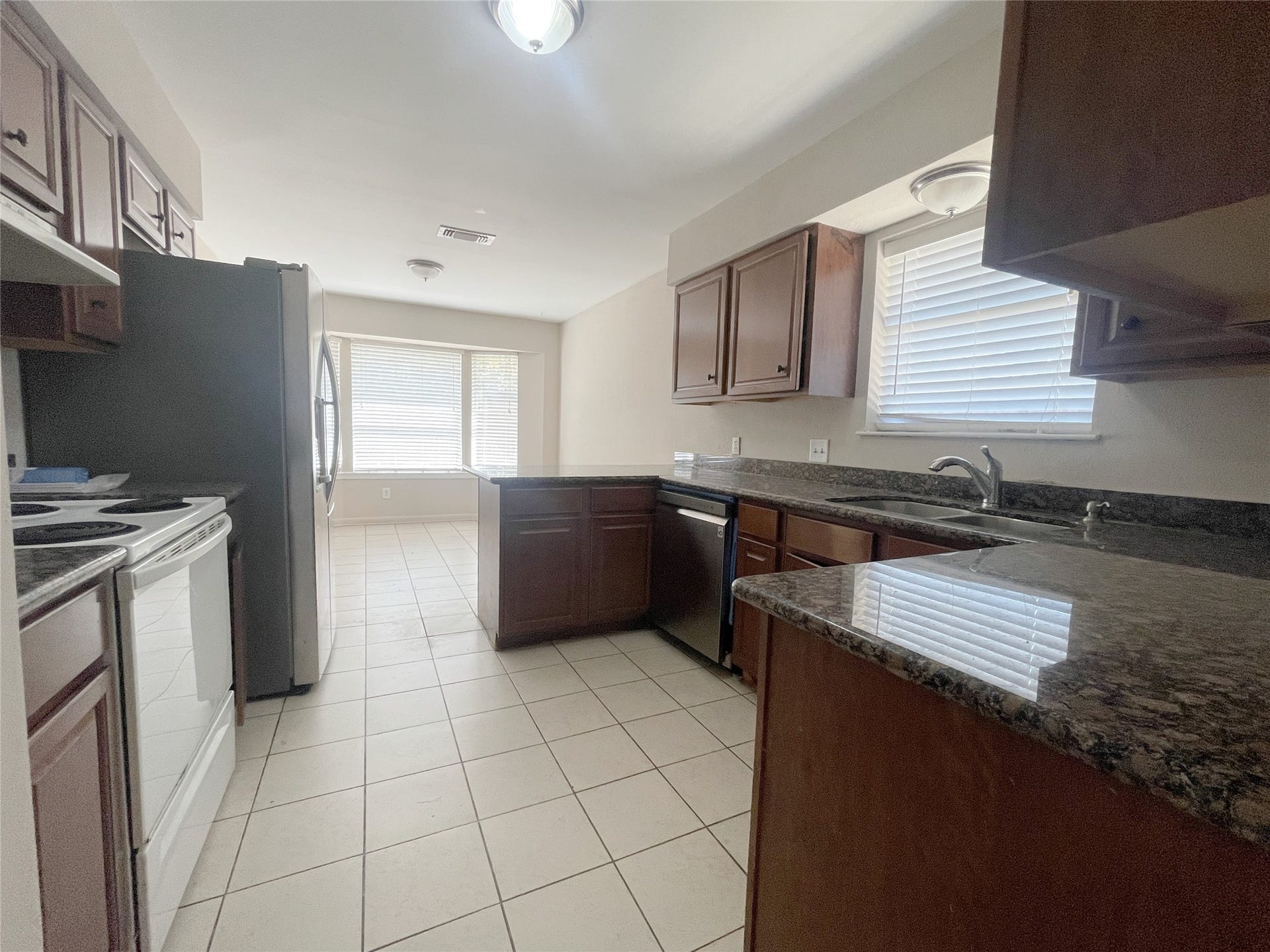 1922 Havenhouse, Spring, TX 77386 1922 Havenhouse, Spring, TX 77386