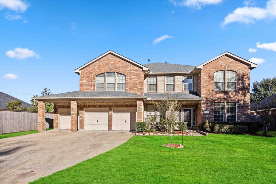 Property photo for 2401 Sail Port Street, Pearland, TX