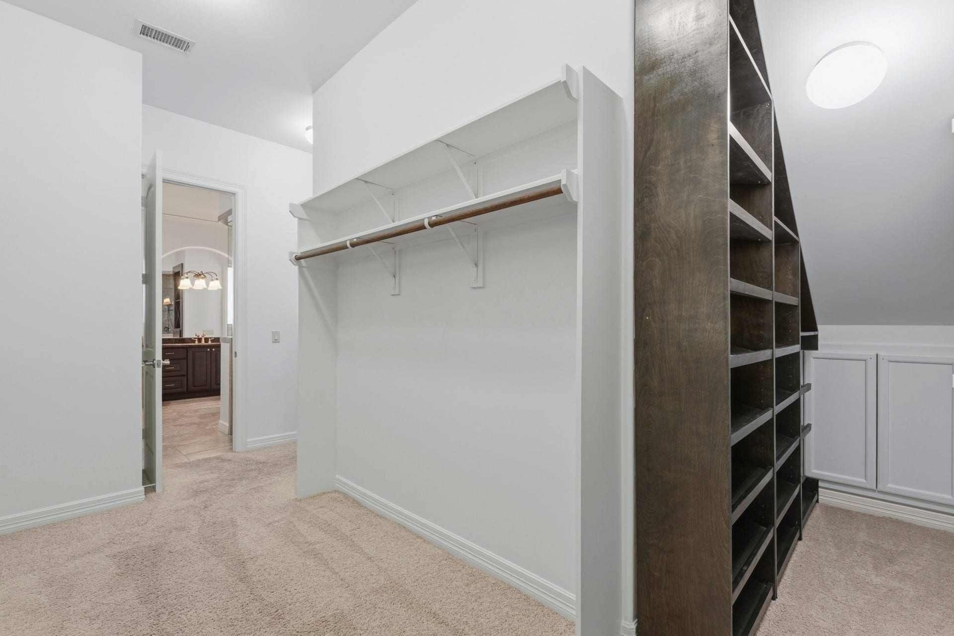 4318 Stonebrook Lane, Missouri City, TX 77459 Primary Closet