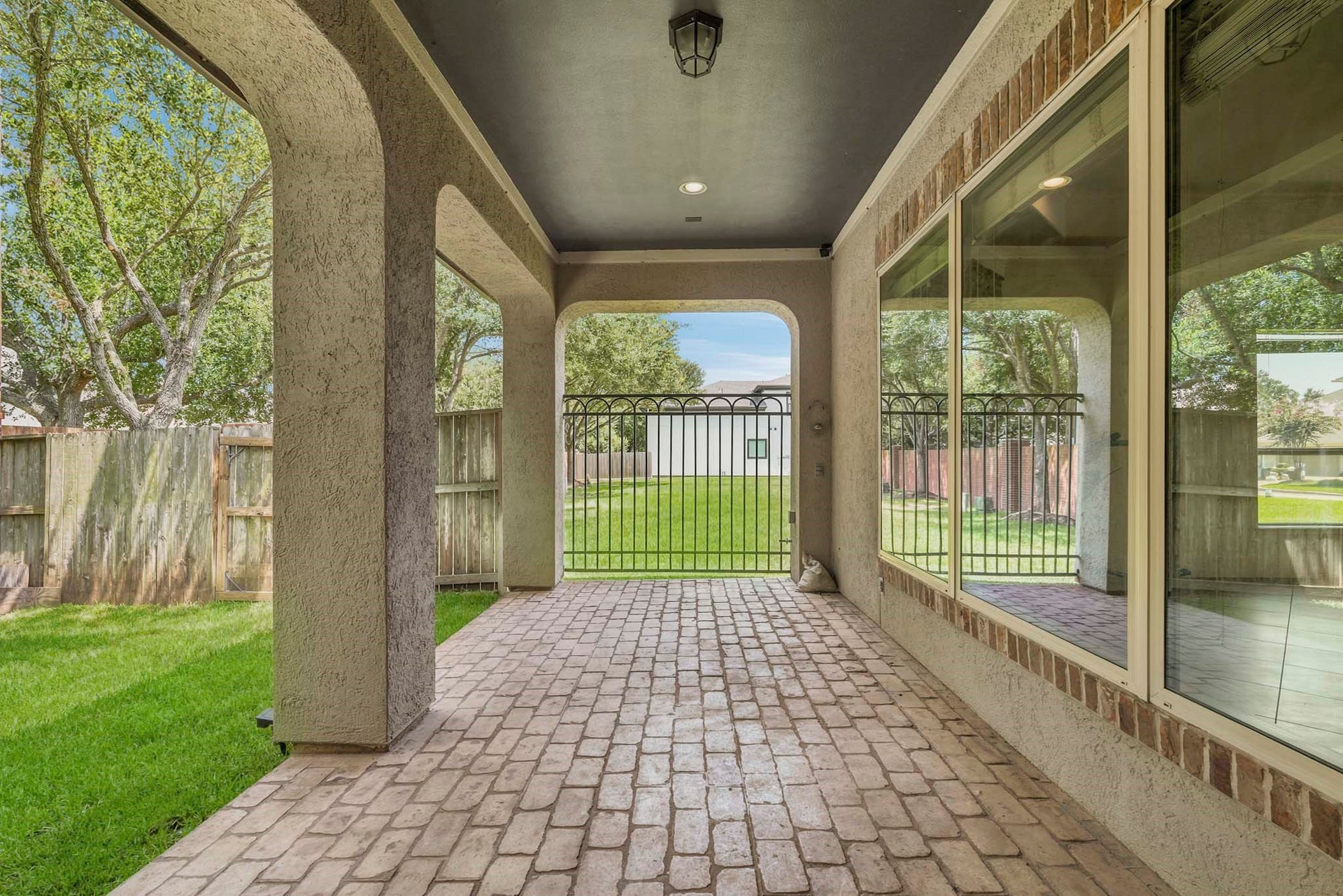 4318 Stonebrook Lane, Missouri City, TX 77459 Back Covered Patio