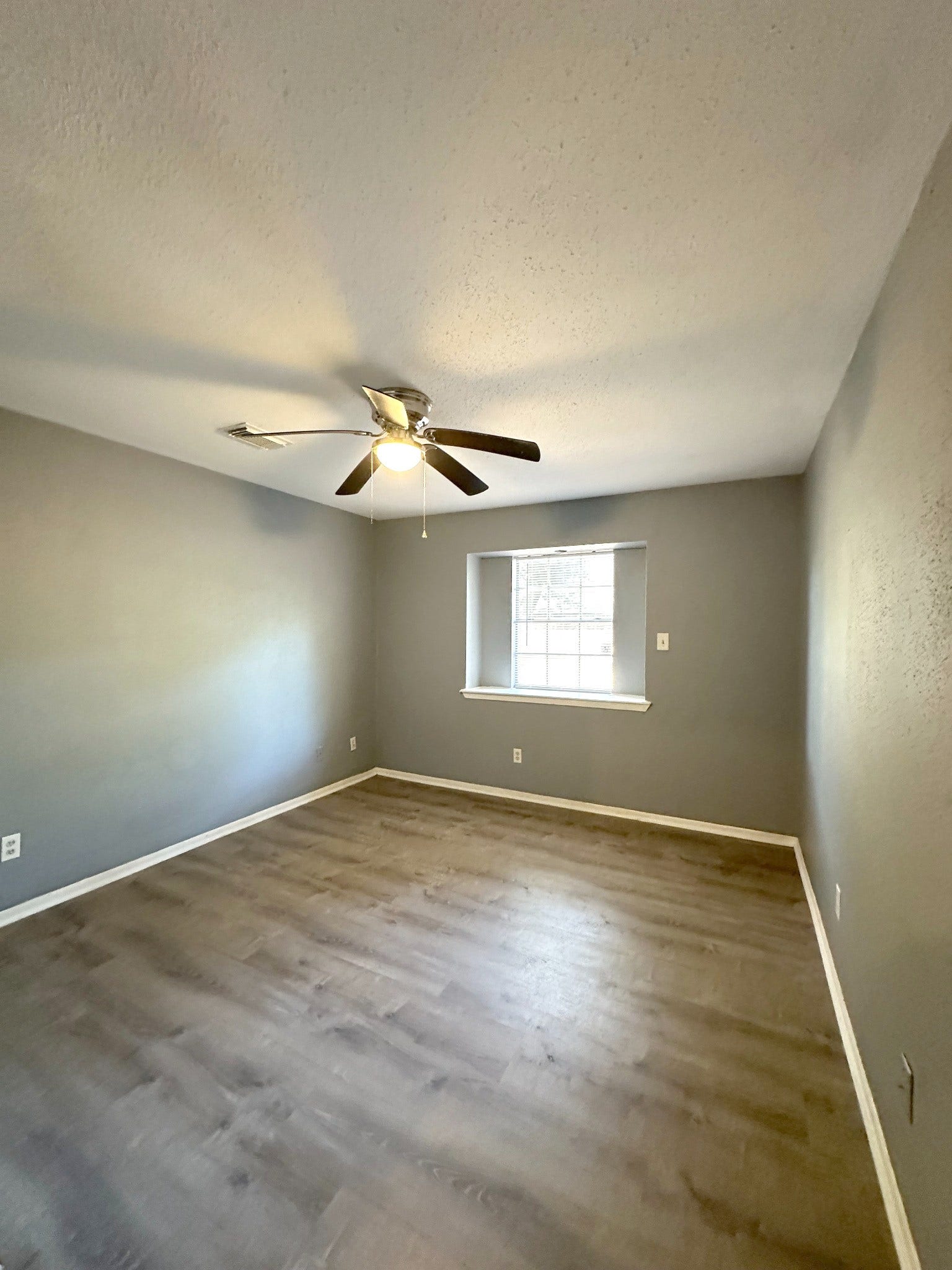 4712 Oleander Street, Bacliff, TX 77518 another view of 2nd bedroom