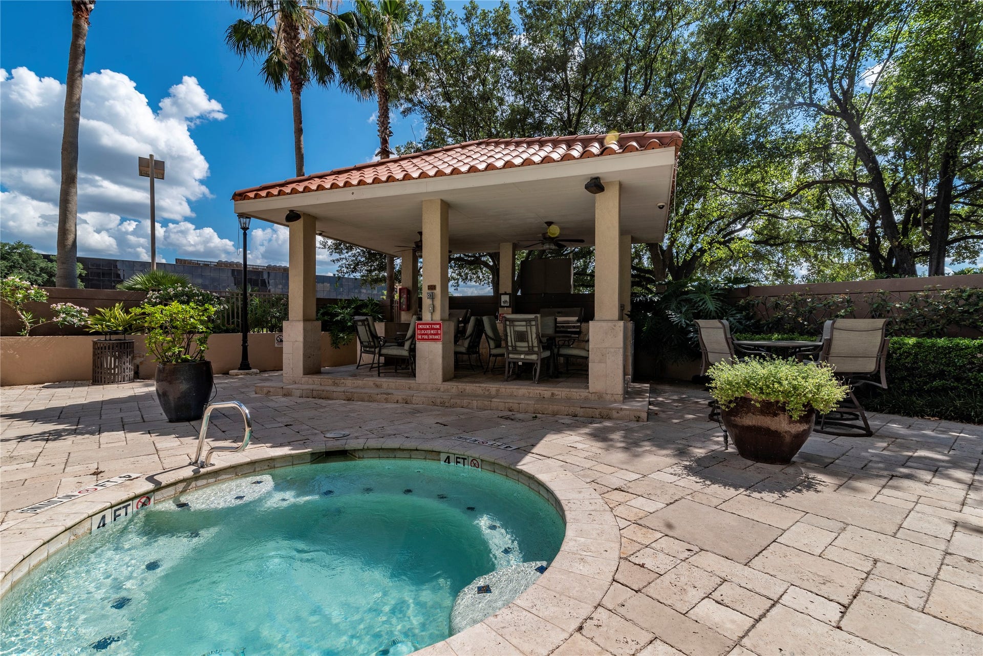3525 Sage Road, #1402, Houston, TX 77056 Community hot tub.
