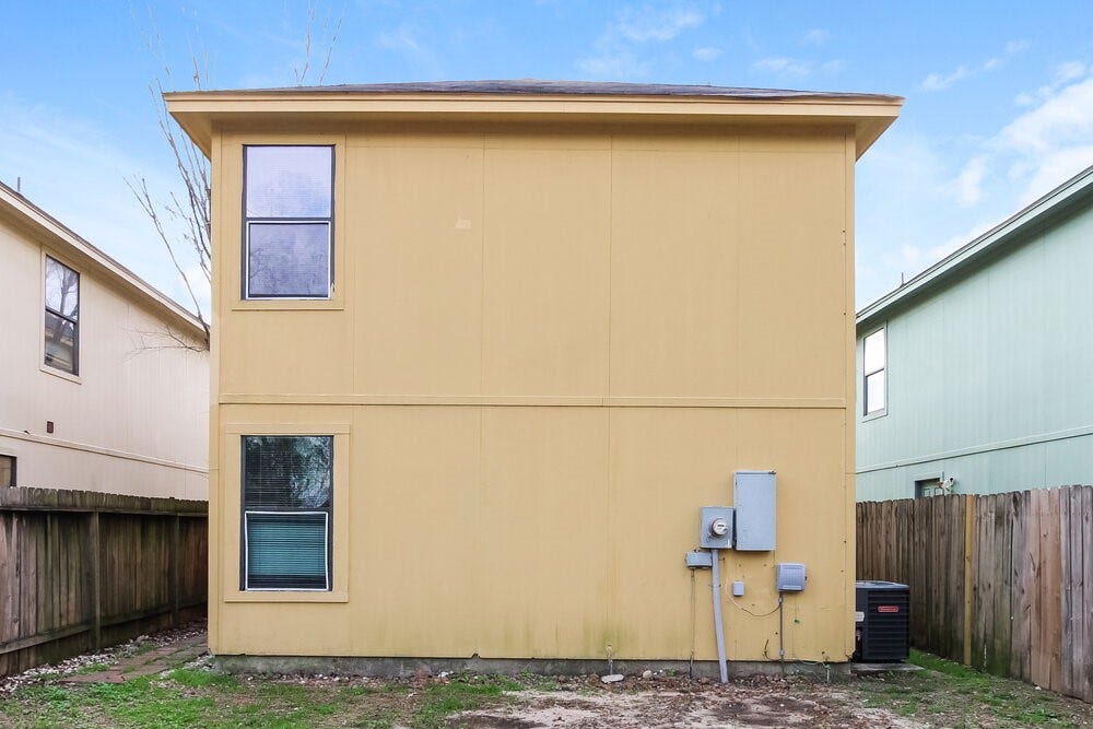 3023 La Estancia Lane, Houston, TX 77093 3023 La Estancia Lane, Houston, TX 77093