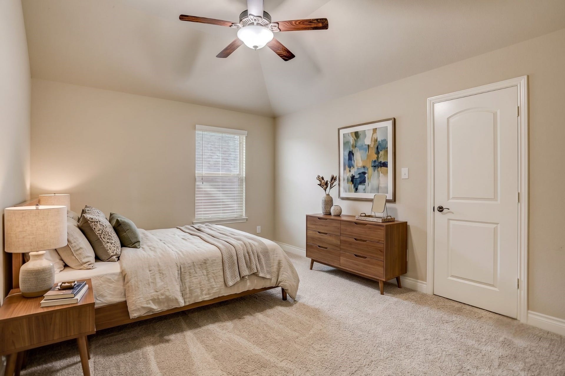 13308 Paxton Hill Court, Pearland, TX 77584 This spacious secondary bedroom has been *virtually staged* to showcase its versatility and inviting layout. Filled with natural light and offering ample closet space, it is connected to a convenient Jack-and-Jill bathroom