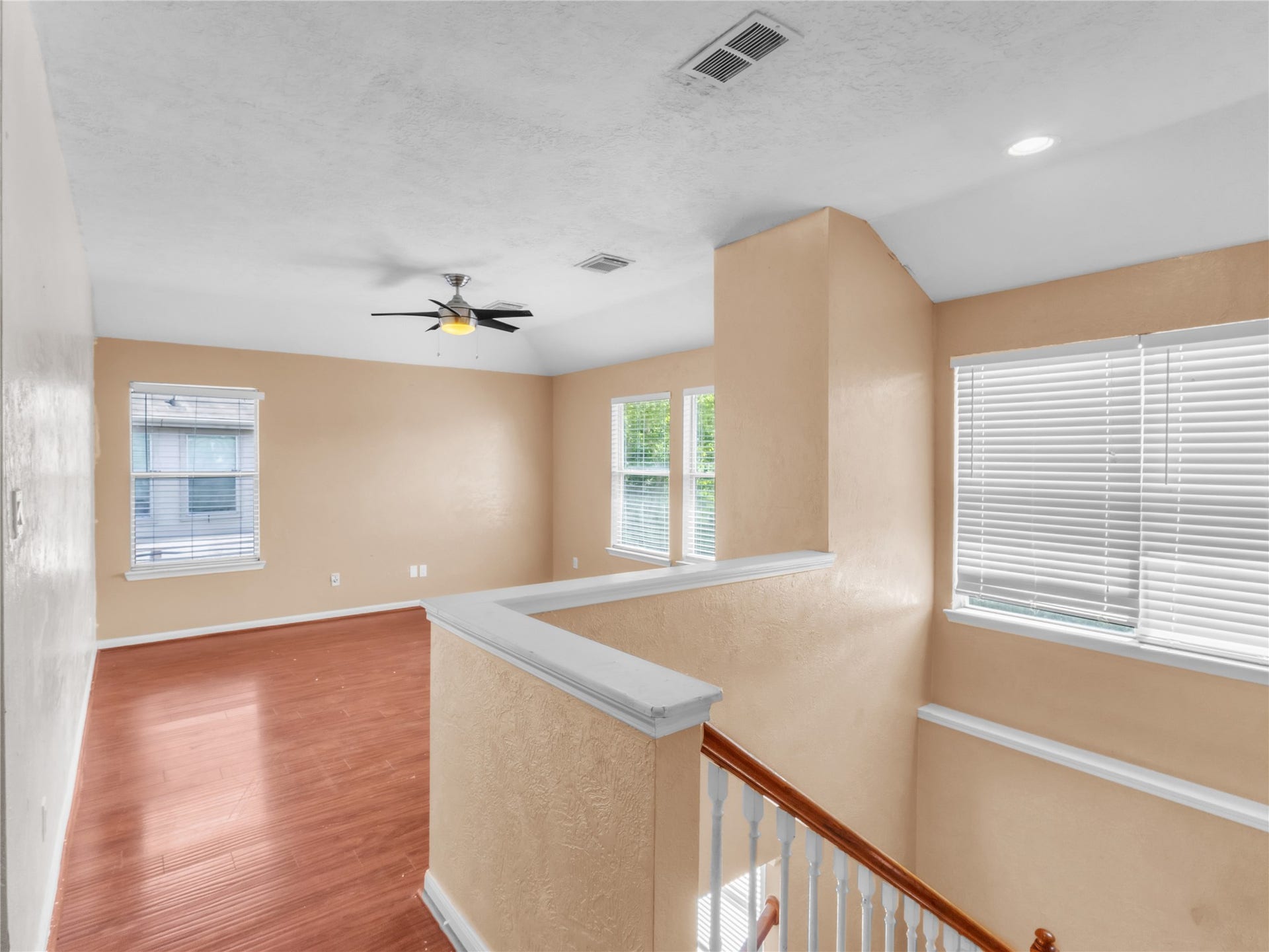 14811 Stocklin Court, Sugar Land, TX 77498 Game room (2nd floor)