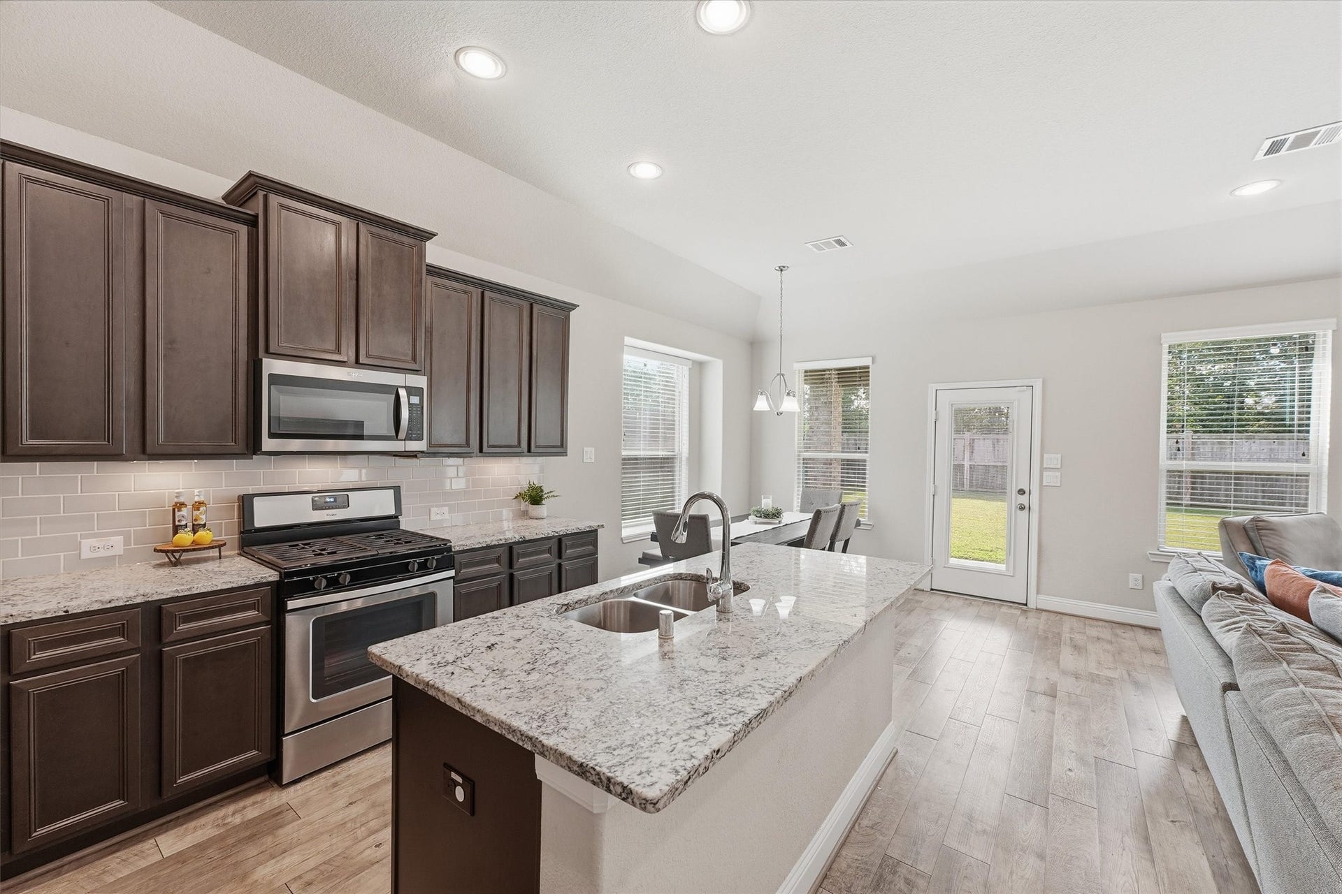 31549 Timber Grove Lane, Spring, TX 77386 31549 Timber Grove Lane, Spring, TX 77386
