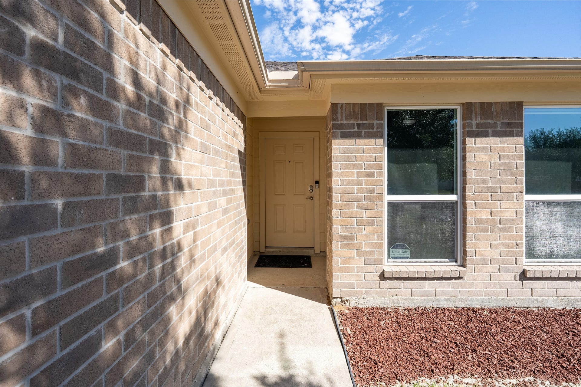 16815 Fallen Timbers Dr Drive, Conroe, TX 77385 Front entry