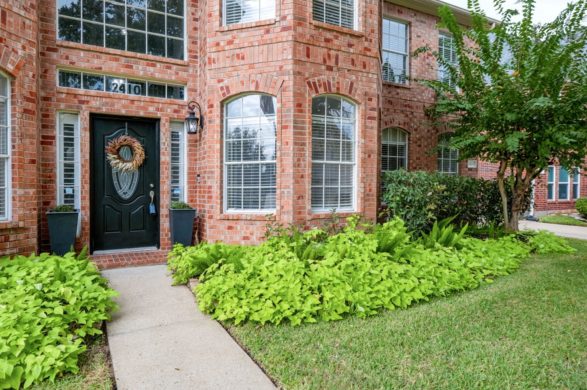 2410 Aubrey Falls Court, Katy, TX 77450 2410 Aubrey Falls Court, Katy, TX 77450