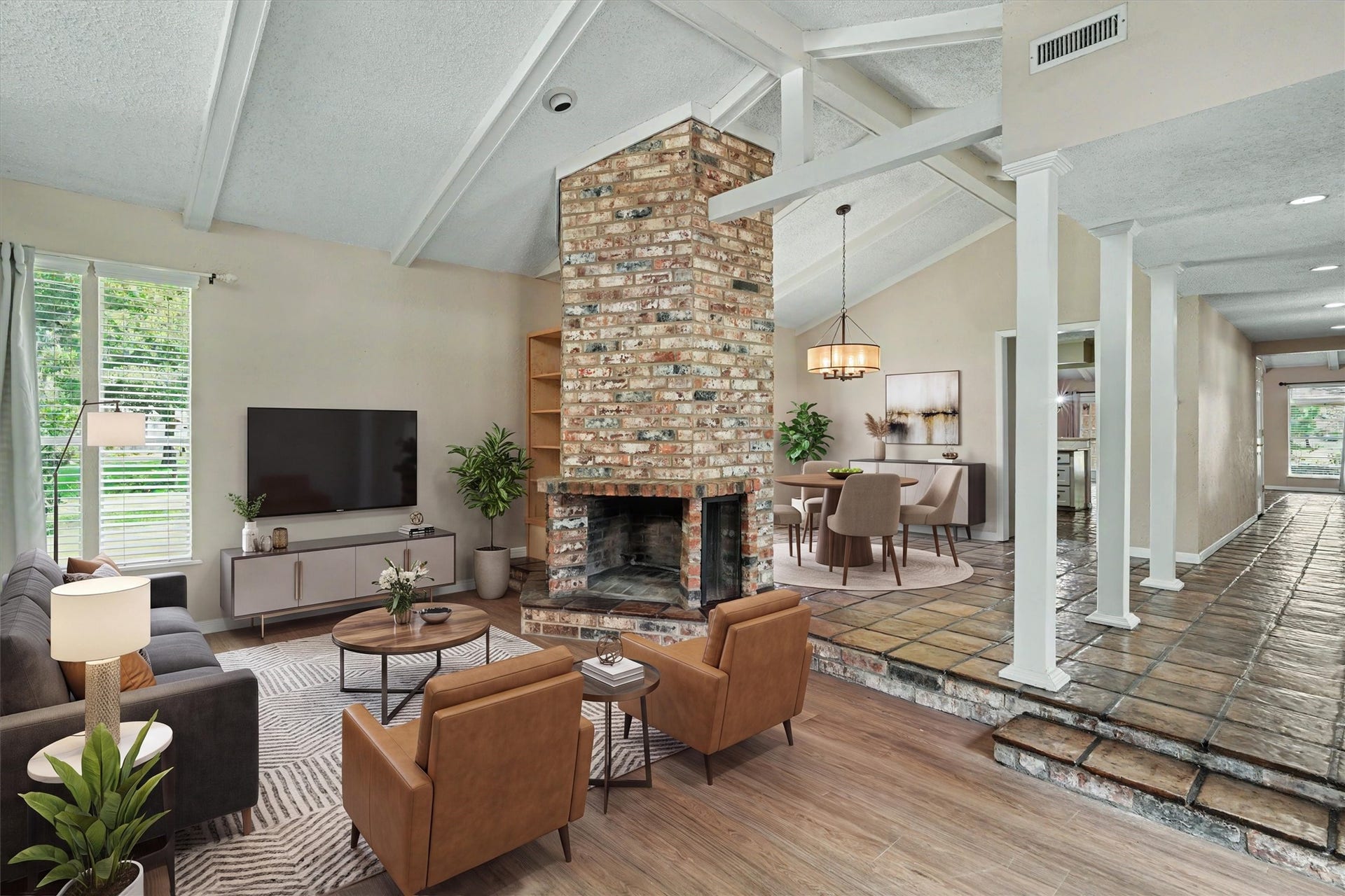 2301 Longwood Drive, Pearland, TX 77581 Virtual staging