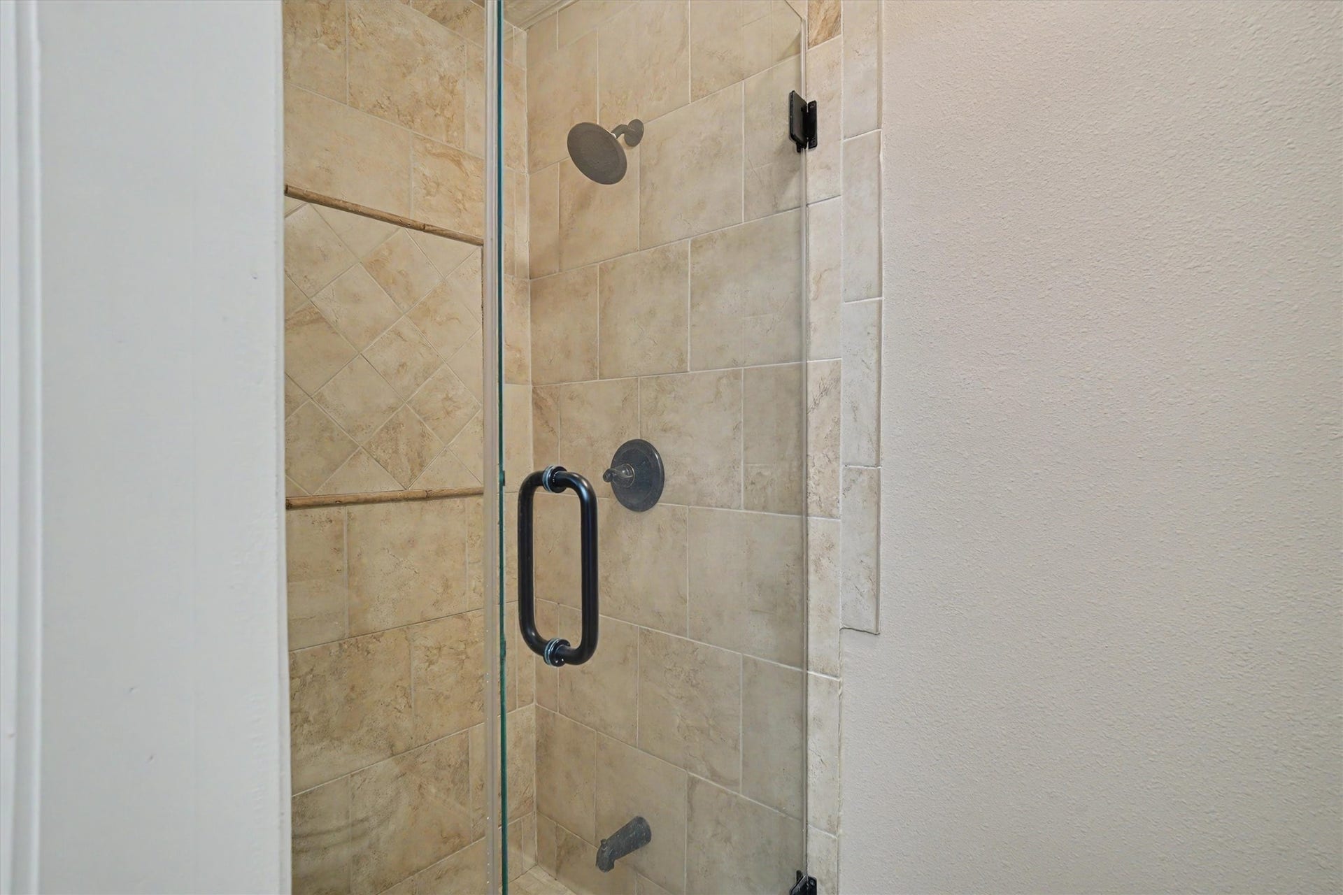2301 Longwood Drive, Pearland, TX 77581 2301 Longwood Drive, Pearland, TX 77581