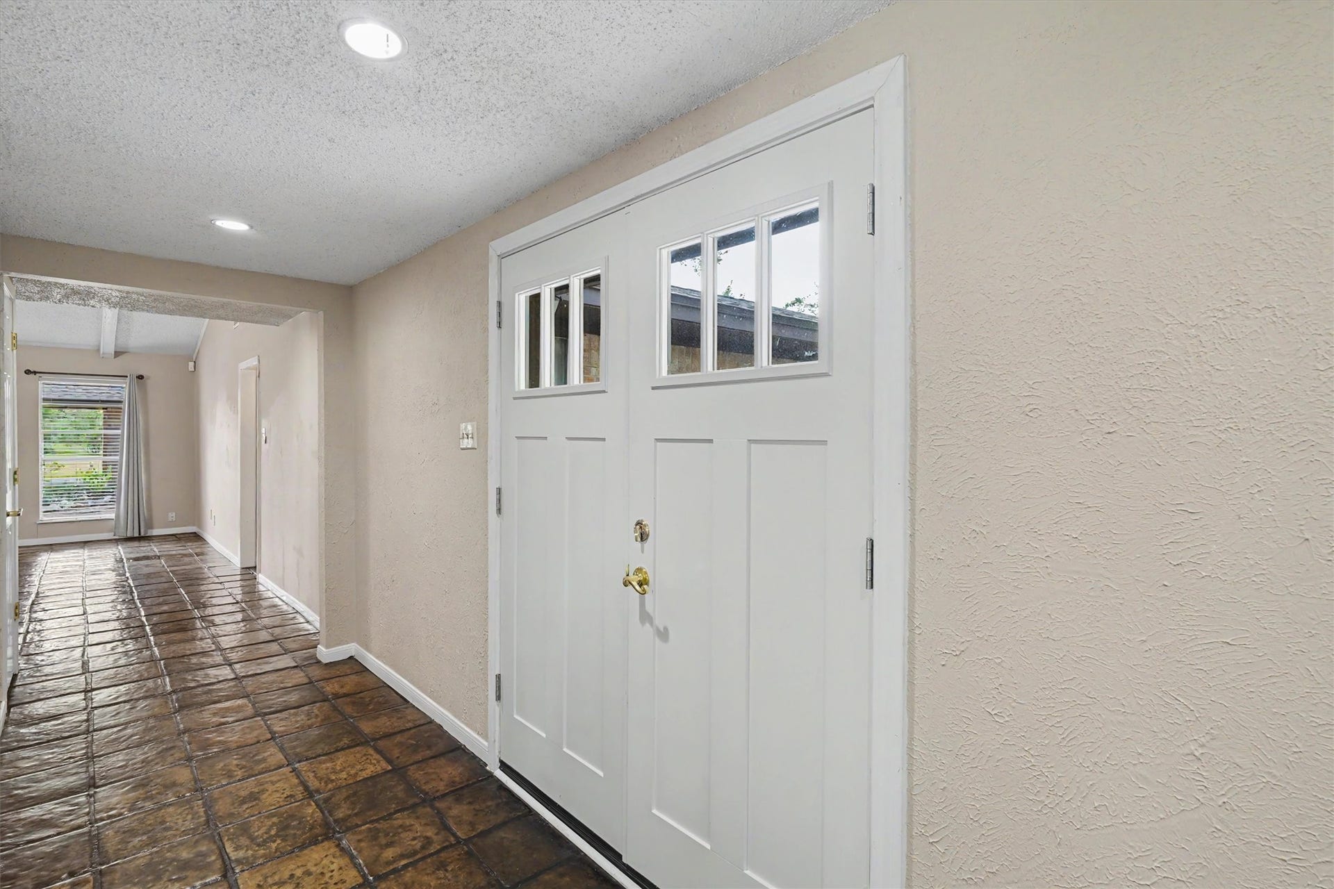 2301 Longwood Drive, Pearland, TX 77581 2301 Longwood Drive, Pearland, TX 77581