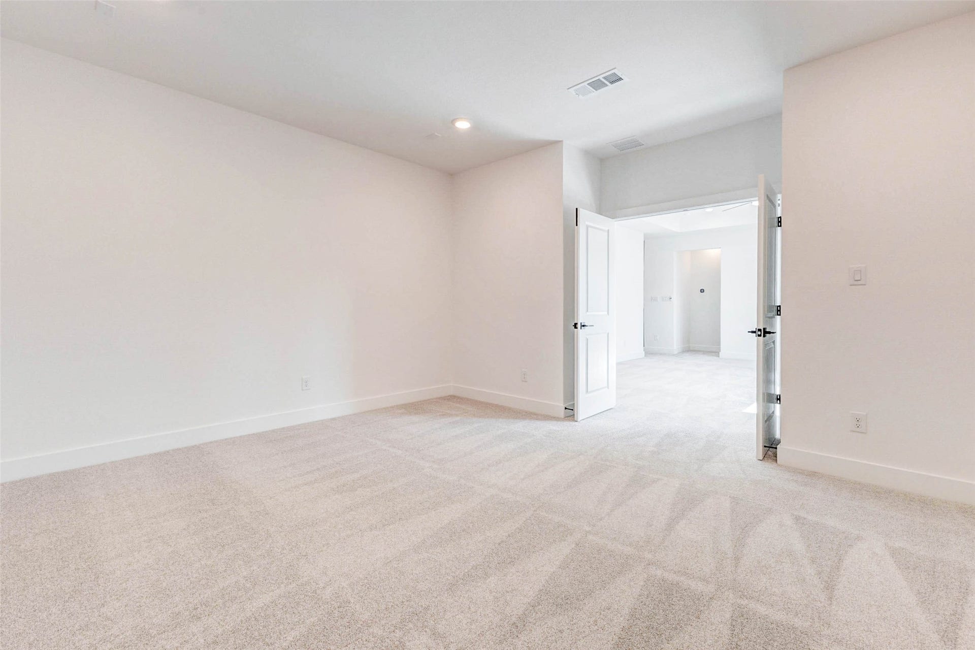 1327 Crown Forest Drive, Missouri City, TX 77459 1327 Crown Forest Drive, Missouri City, TX 77459
