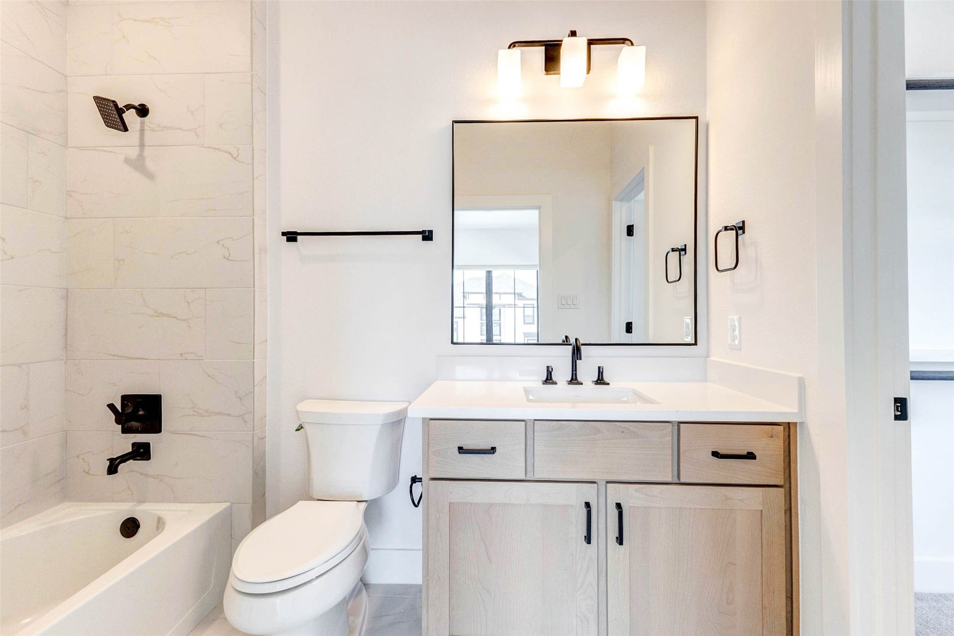 1327 Crown Forest Drive, Missouri City, TX 77459 1327 Crown Forest Drive, Missouri City, TX 77459