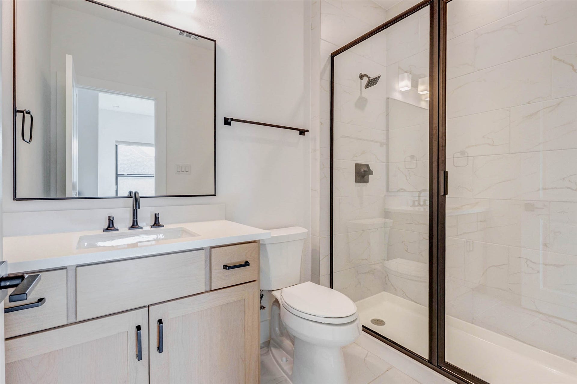 1327 Crown Forest Drive, Missouri City, TX 77459 1327 Crown Forest Drive, Missouri City, TX 77459