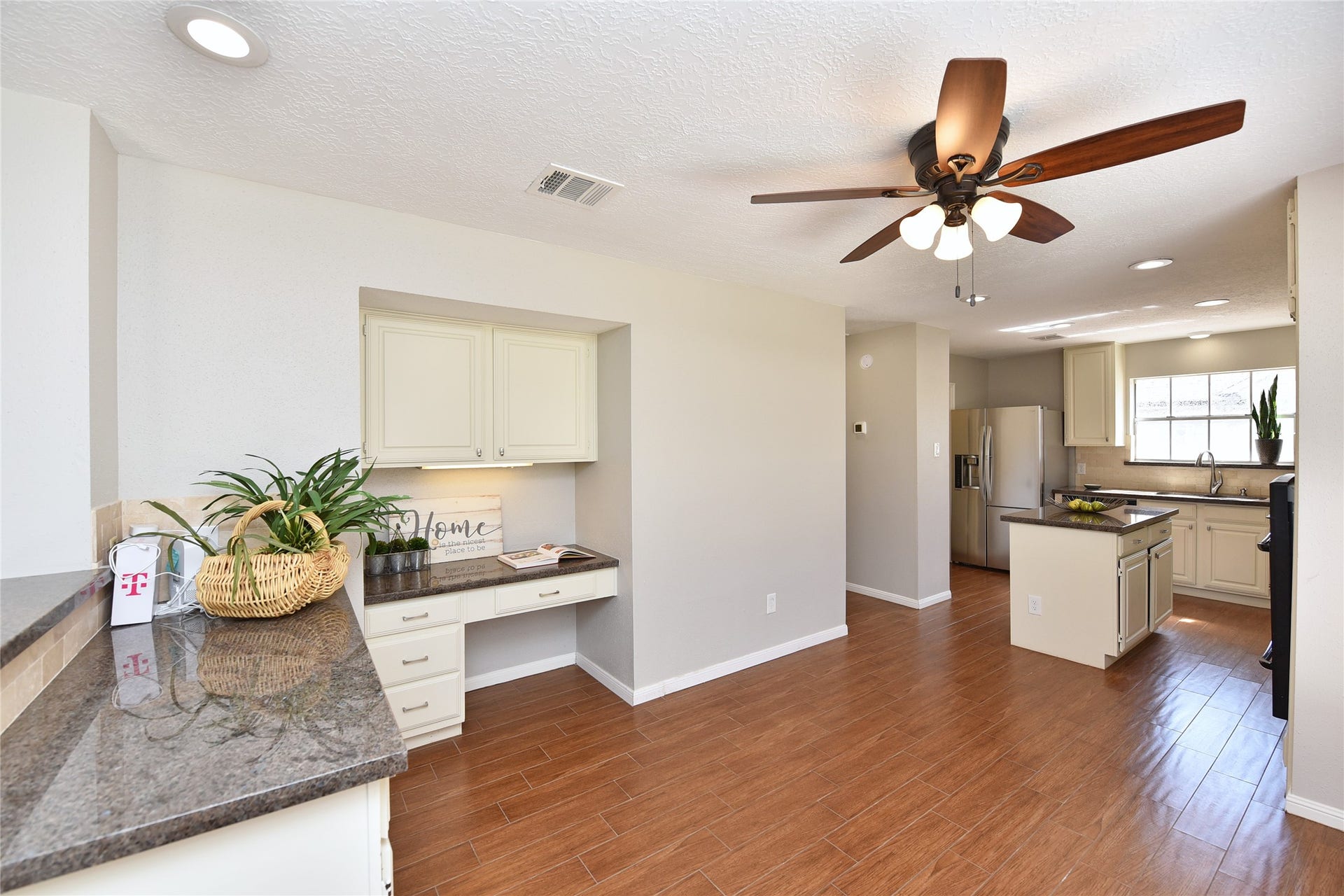 907 Sugarfield Court, Sugar Land, TX 77498 907 Sugarfield Court, Sugar Land, TX 77498