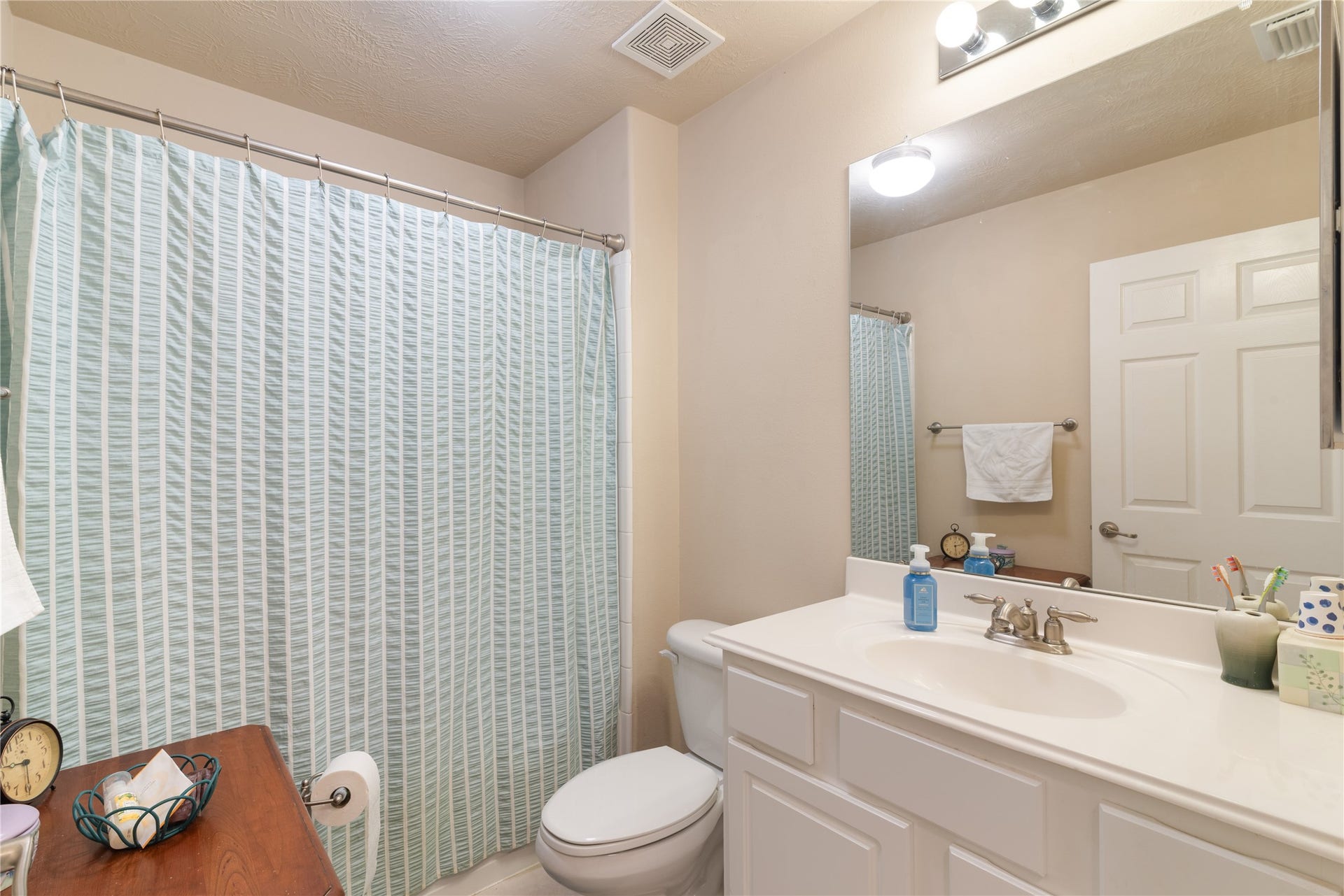 11 Abercrombie Place, Conroe, TX 77384 11 Abercrombie Place, Conroe, TX 77384