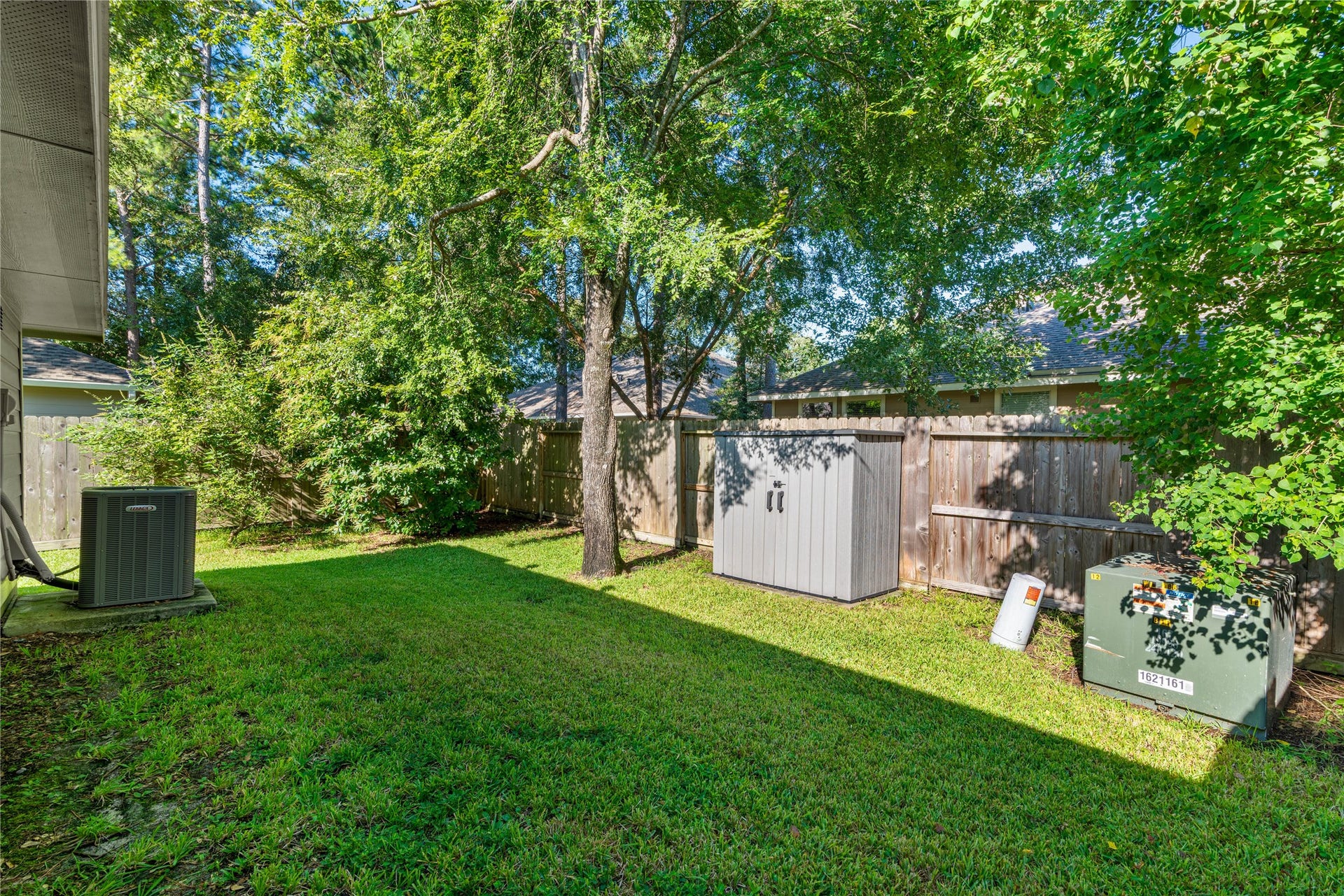 11 Abercrombie Place, Conroe, TX 77384 11 Abercrombie Place, Conroe, TX 77384