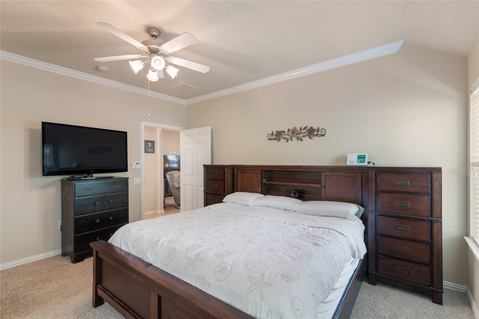 11 Abercrombie Place, Conroe, TX 77384 11 Abercrombie Place, Conroe, TX 77384