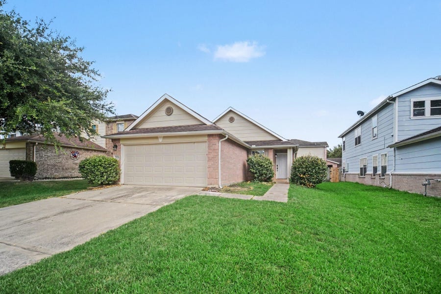 Property photo for 4406 Twisting Pine Court, Spring, TX