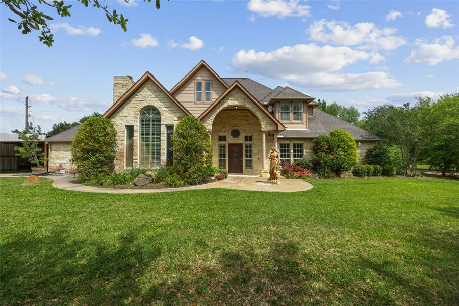 Property photo for 2622 Muegge Road, Rosenberg, TX